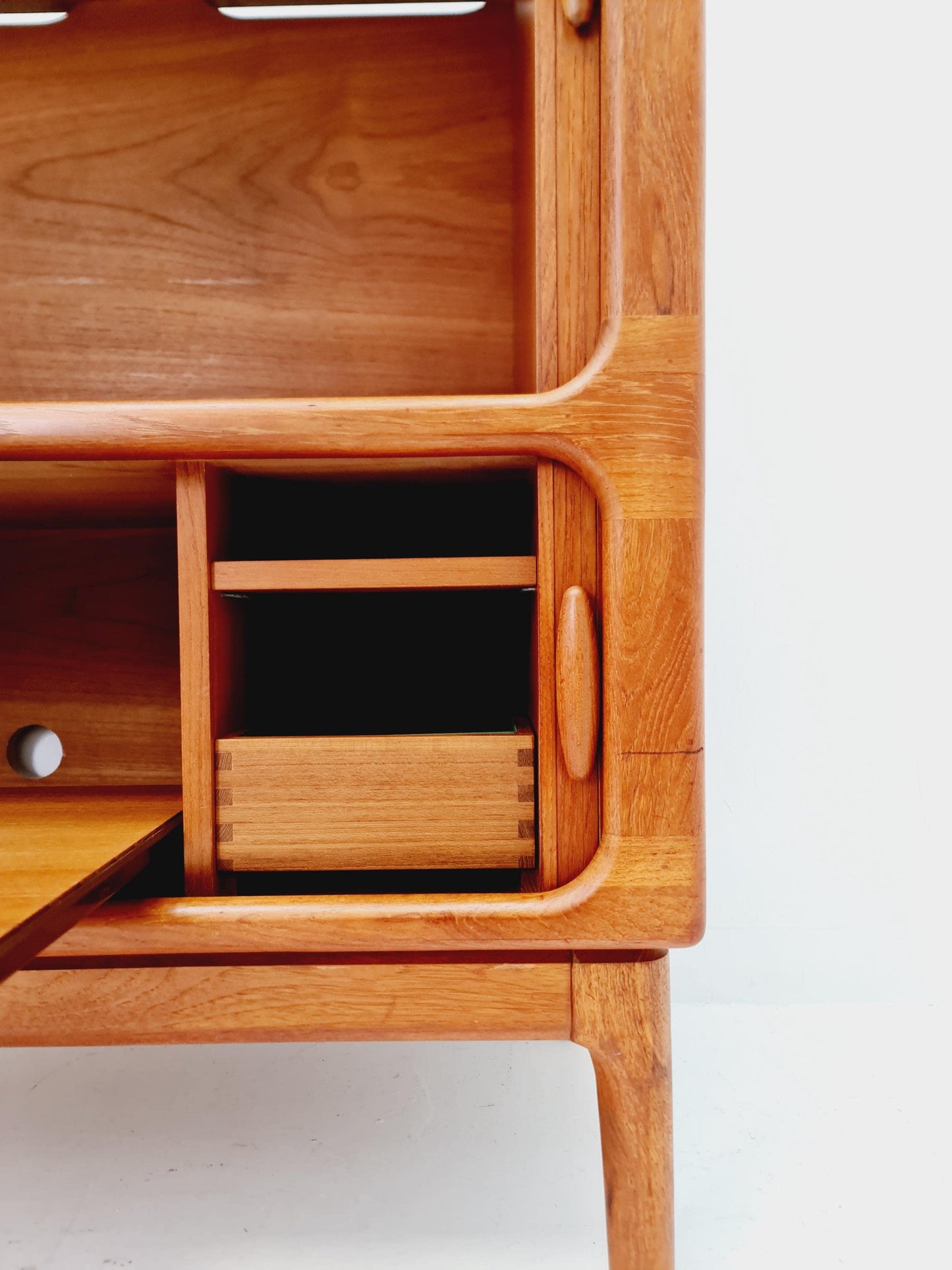 Mid century Solid Danish teak hallway cabinet,TV & Record cabinet By Dyrlund 1960s