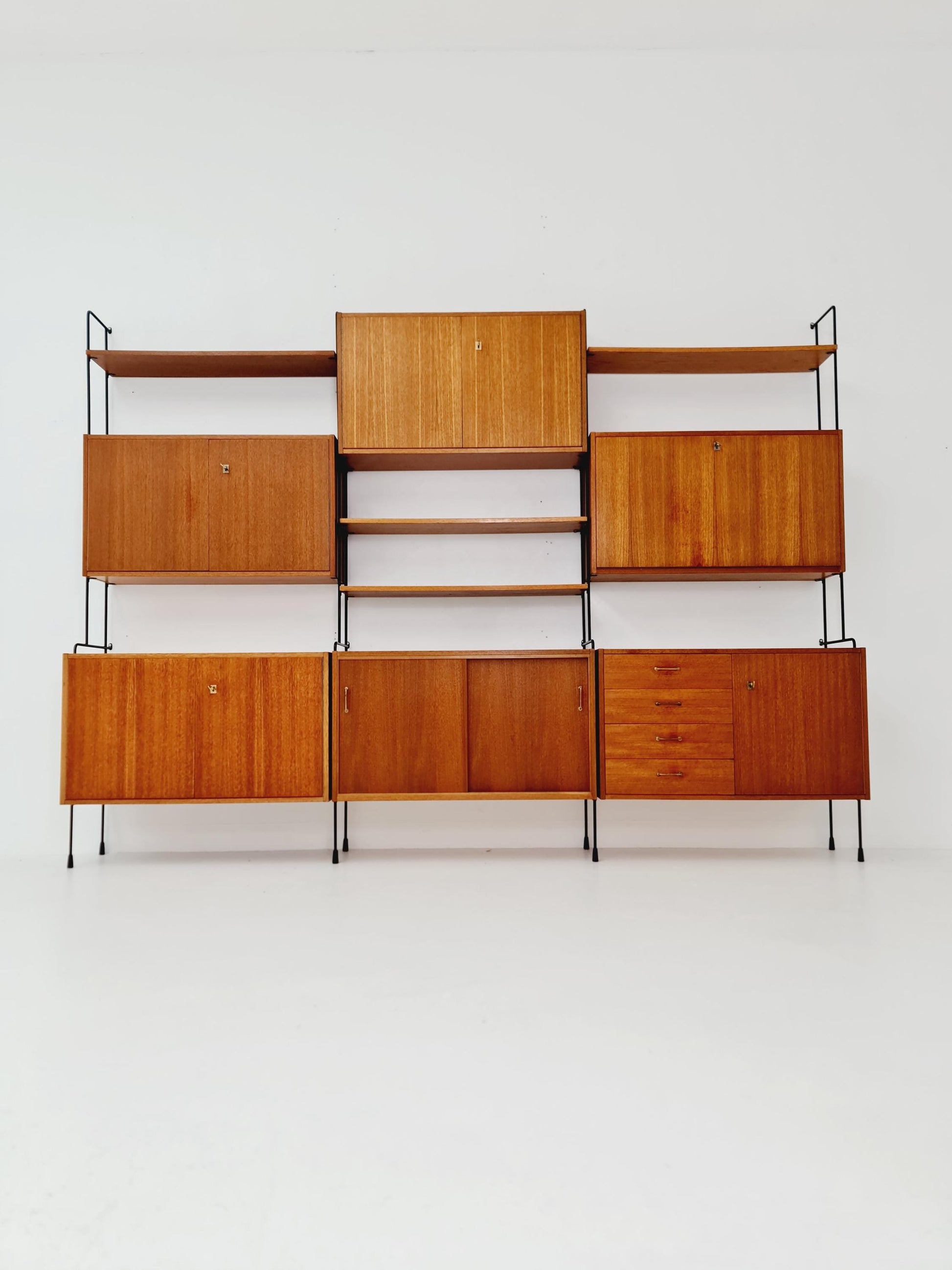 Mid century Teak shelving unit by Hilker for Omnia, Germany 1960s