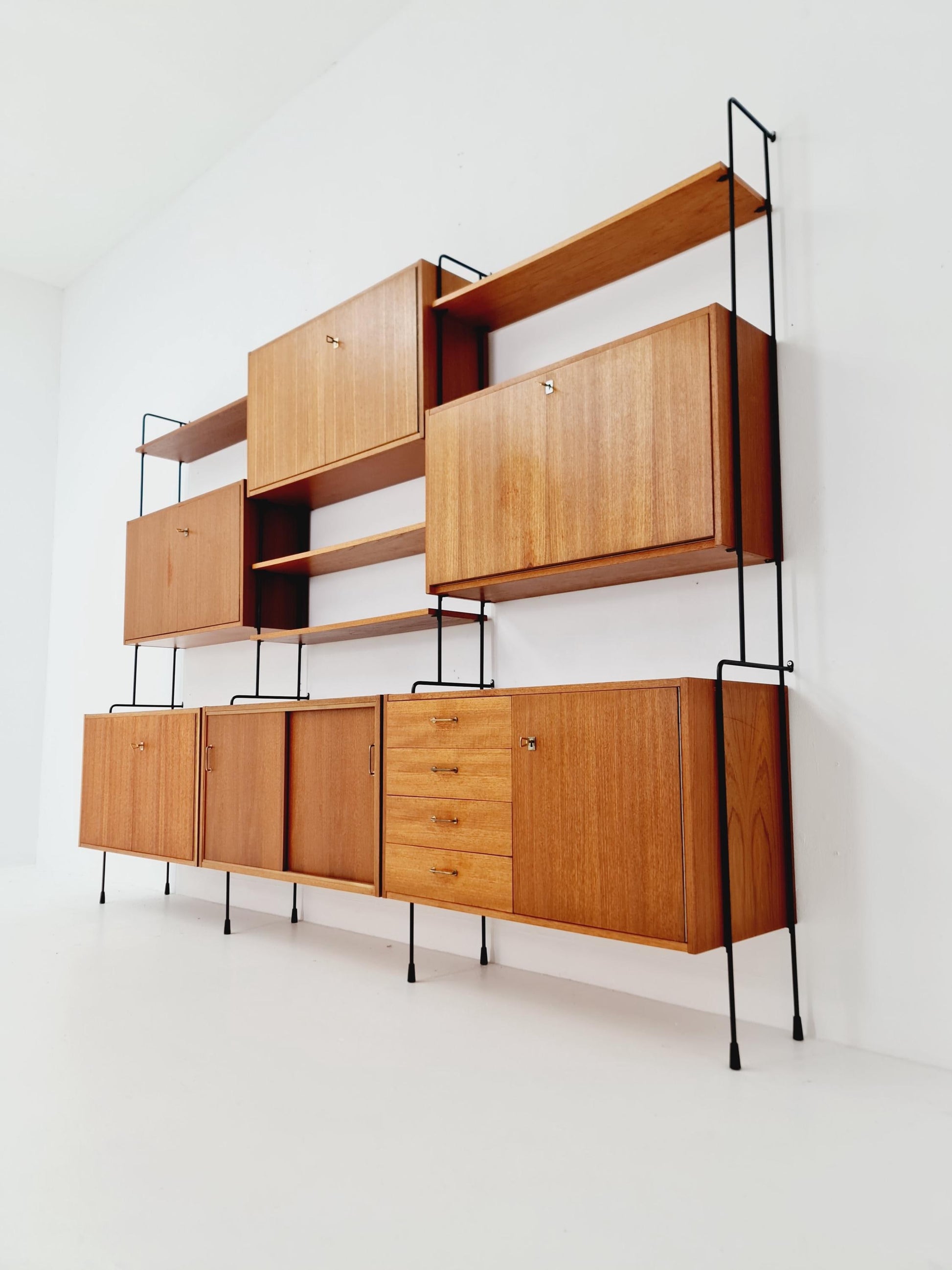 Mid century Teak shelving unit by Hilker for Omnia, Germany 1960s