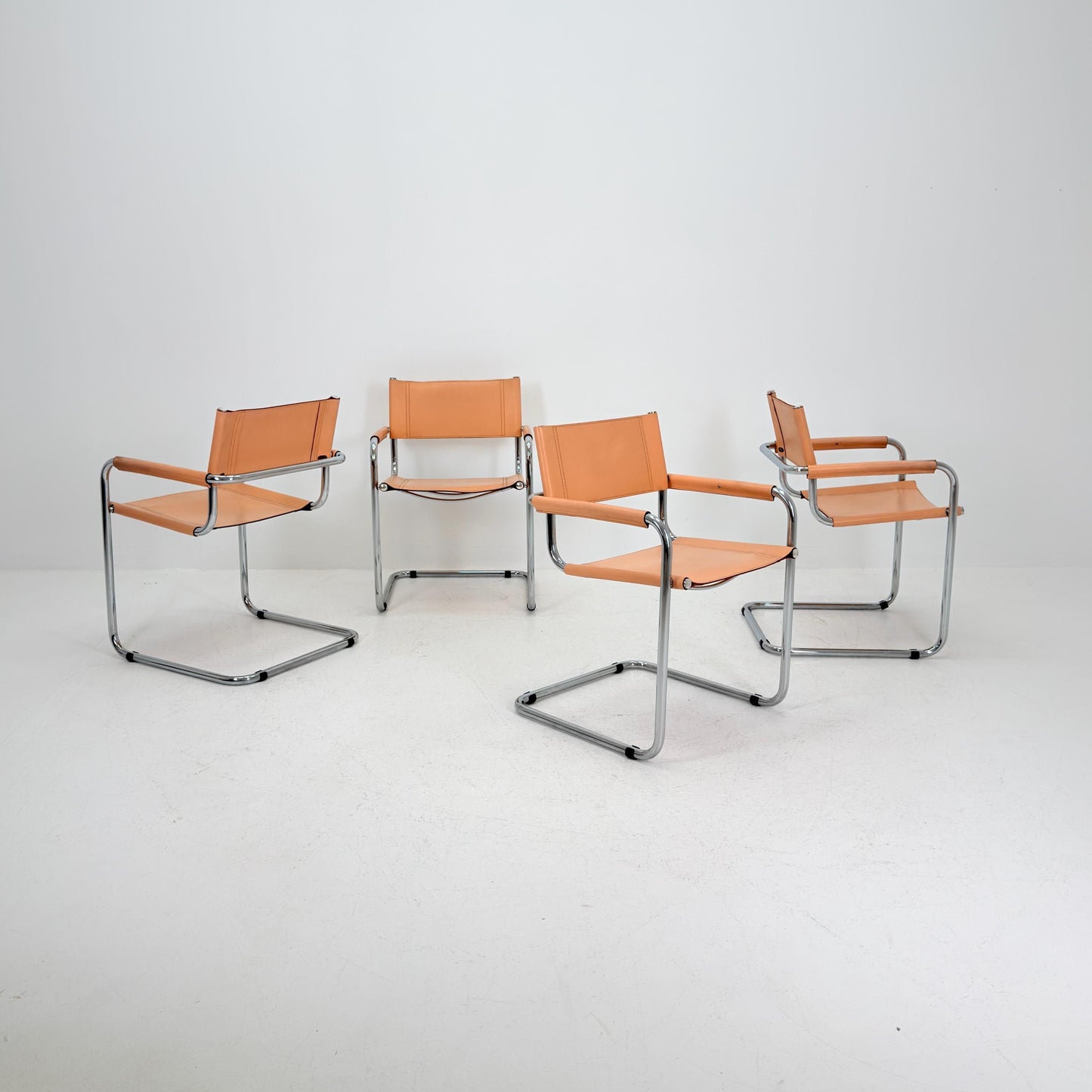 Set of 4 Mid century Bauhaus B34 Tan leather cantilever armchair by Mart Stam italy 1980s