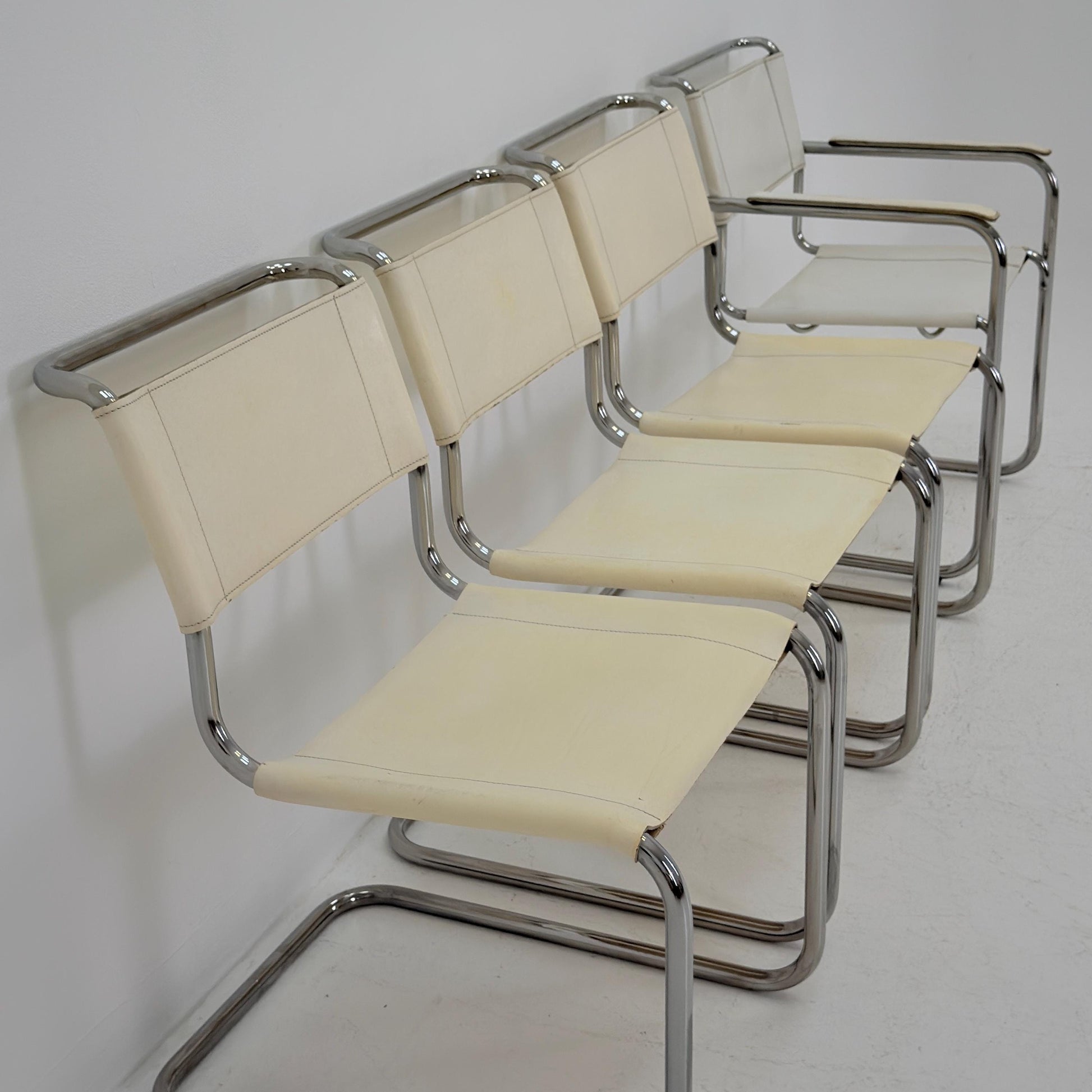 Set of 4 Vintage Thonet S33 & S34 Bauhaus Cantilever Chairs – White Leather – Germany, 1980s