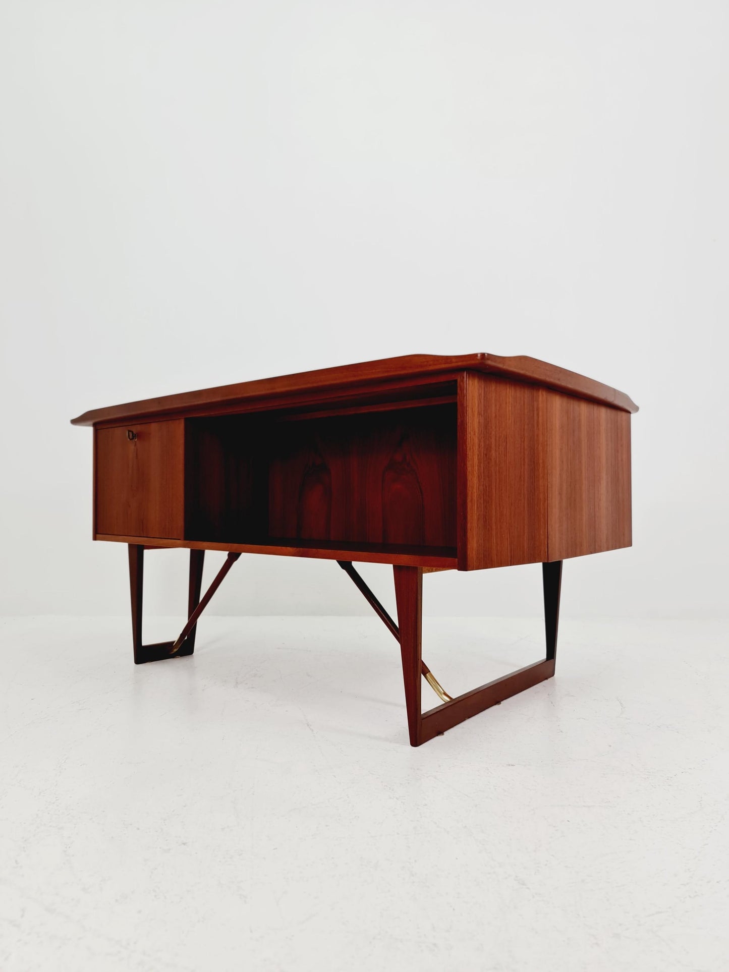 Danish teak desk model Executive Desk by Peter Lovig Nielsen for Hedensted, 1960s