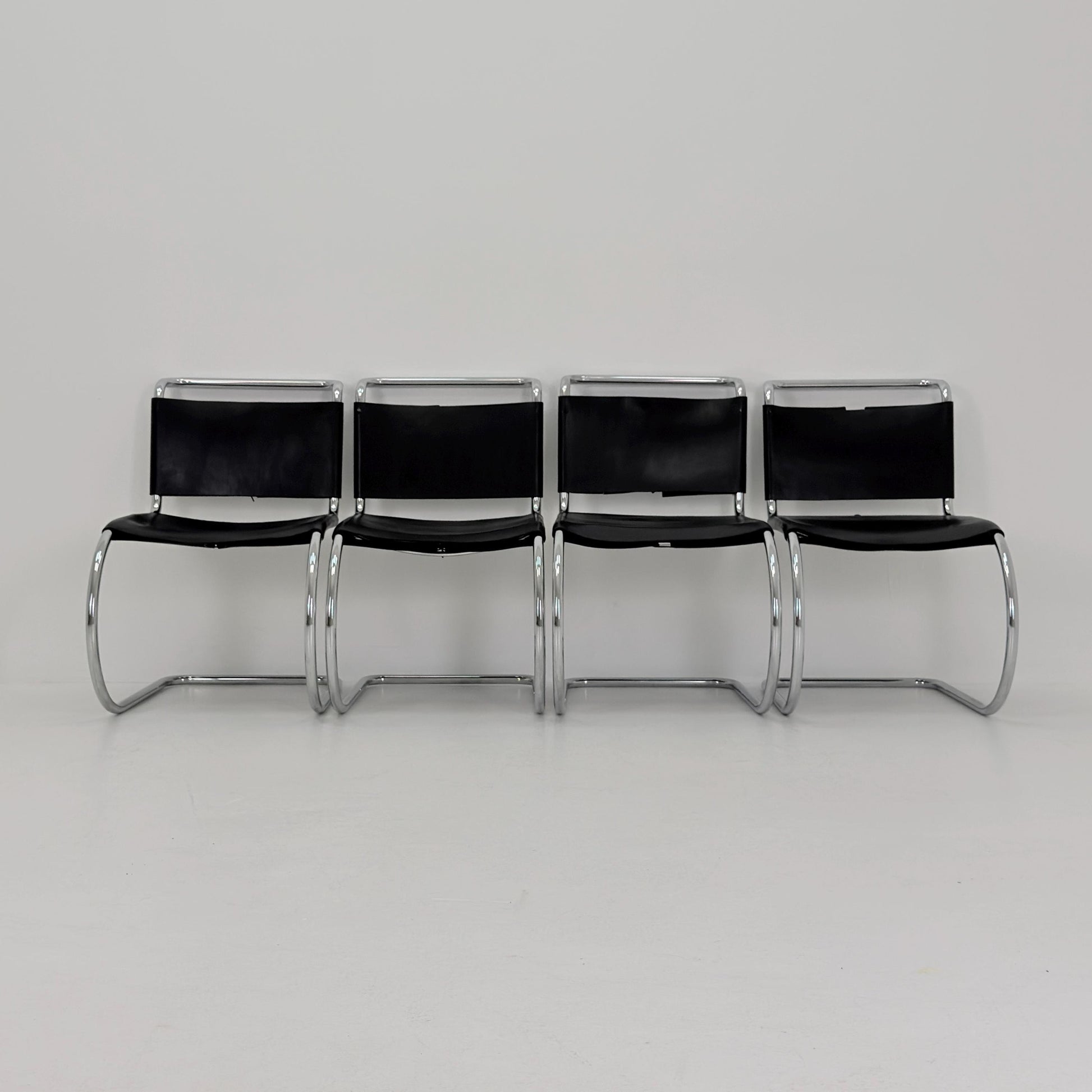 Set of 4 Bauhaus Mid-Century Modern Mies van der Rohe MR 10 black leather Chairs 1980s Italy