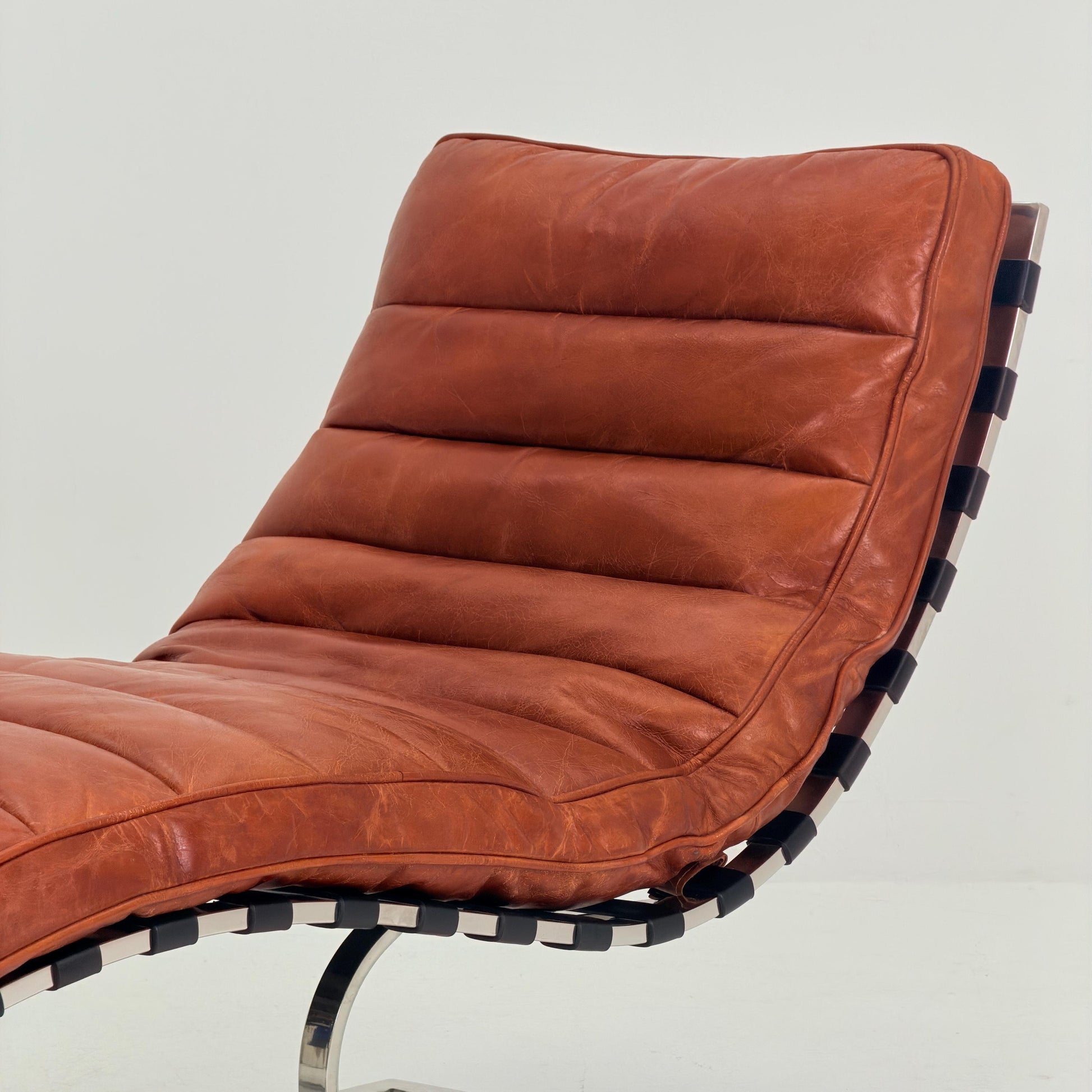 Mid Century Bauhaus style Lounge chair brown leather and chrome, 1980s Italy