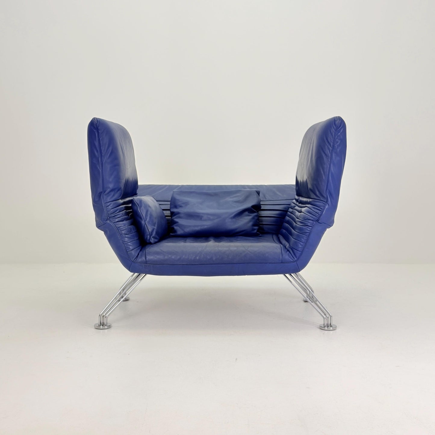 Mid Century De Sede DS-142 Blue Leather Lounge Chair Chaise Longue by Wilfried Totzek, Switzerland 1980s