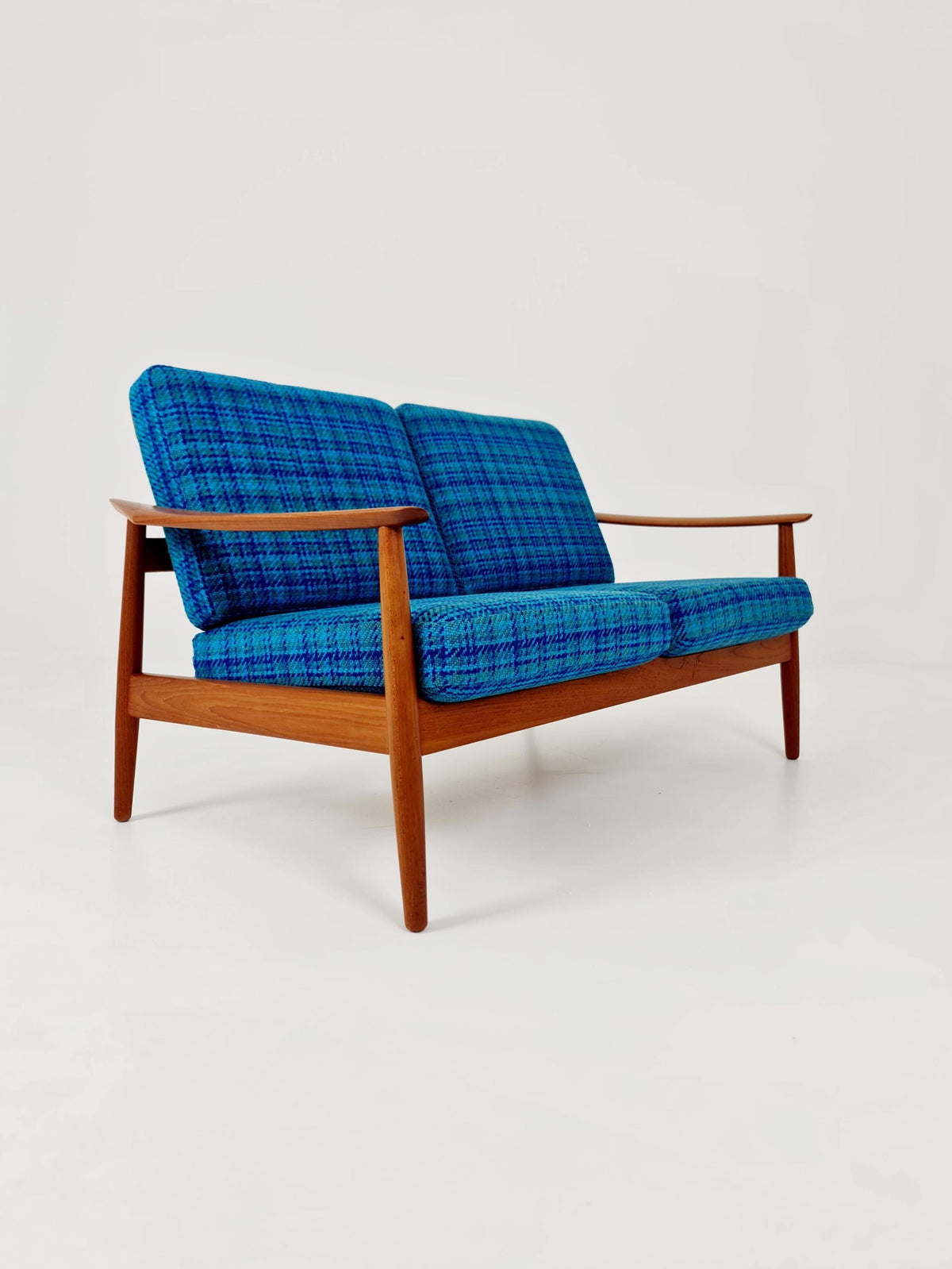 super rare Mid-century Danish teak lounge chair/ Sofa 2 seater by Arne Vodder For Cado ,1960s