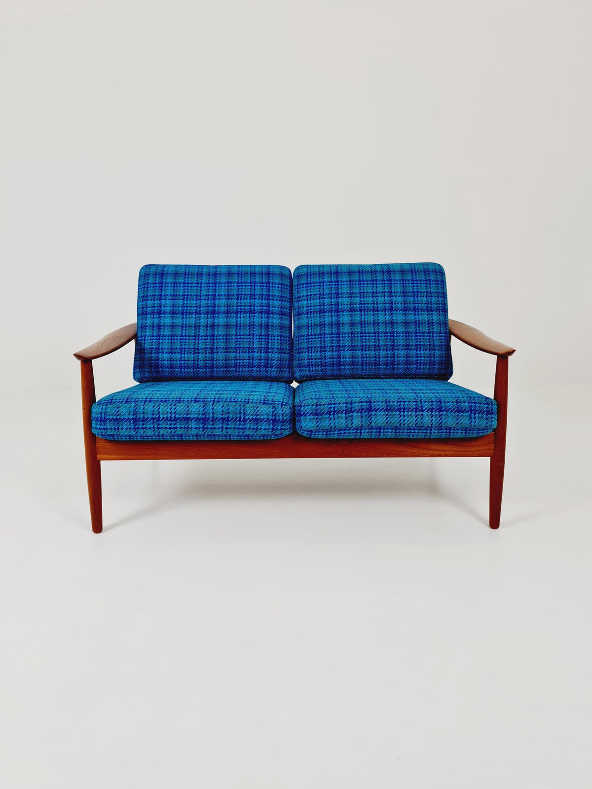super rare Mid-century Danish teak lounge chair/ Sofa 2 seater by Arne Vodder For Cado ,1960s