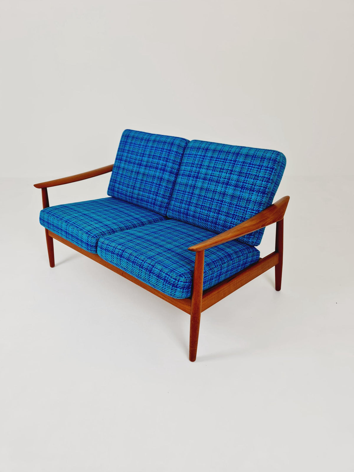 super rare Mid-century Danish teak lounge chair/ Sofa 2 seater by Arne Vodder For Cado ,1960s