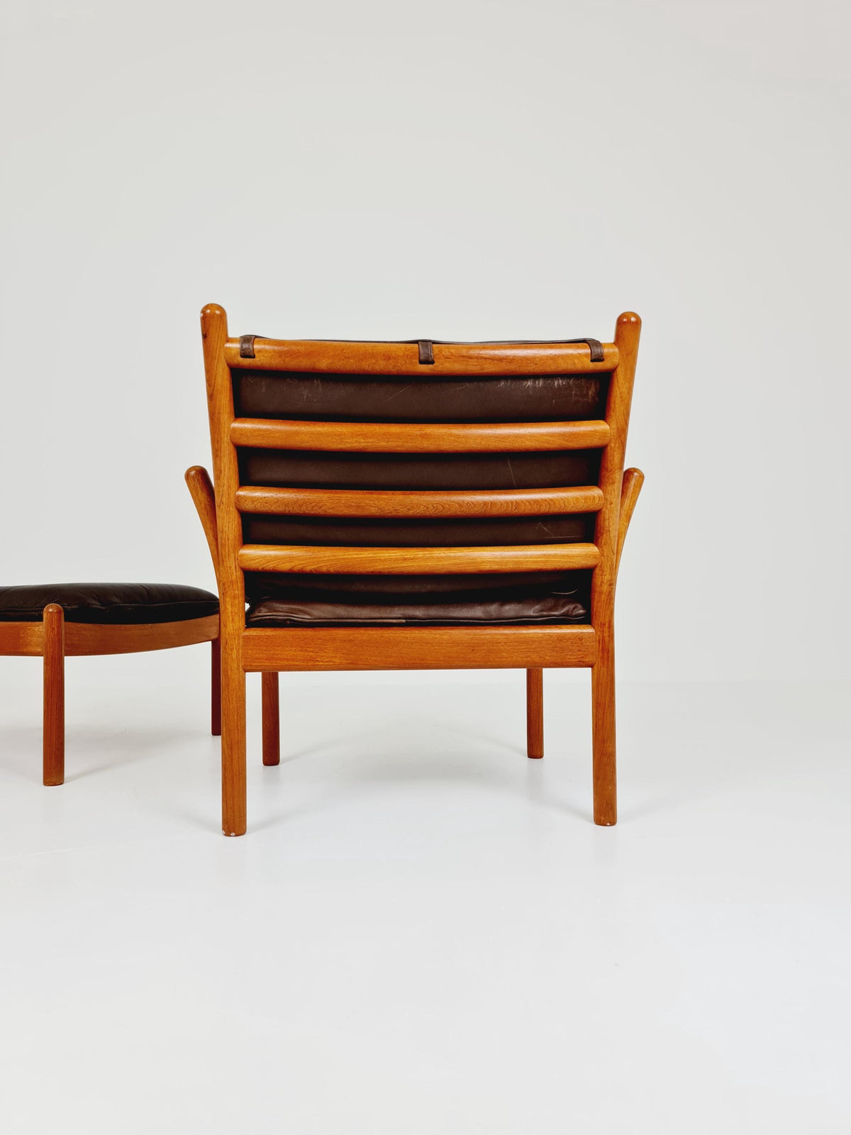 Mid century easy lounge chair with ottoman by Illum Wikkelso 'Genius' For Silkborg Denamrk 1960s,