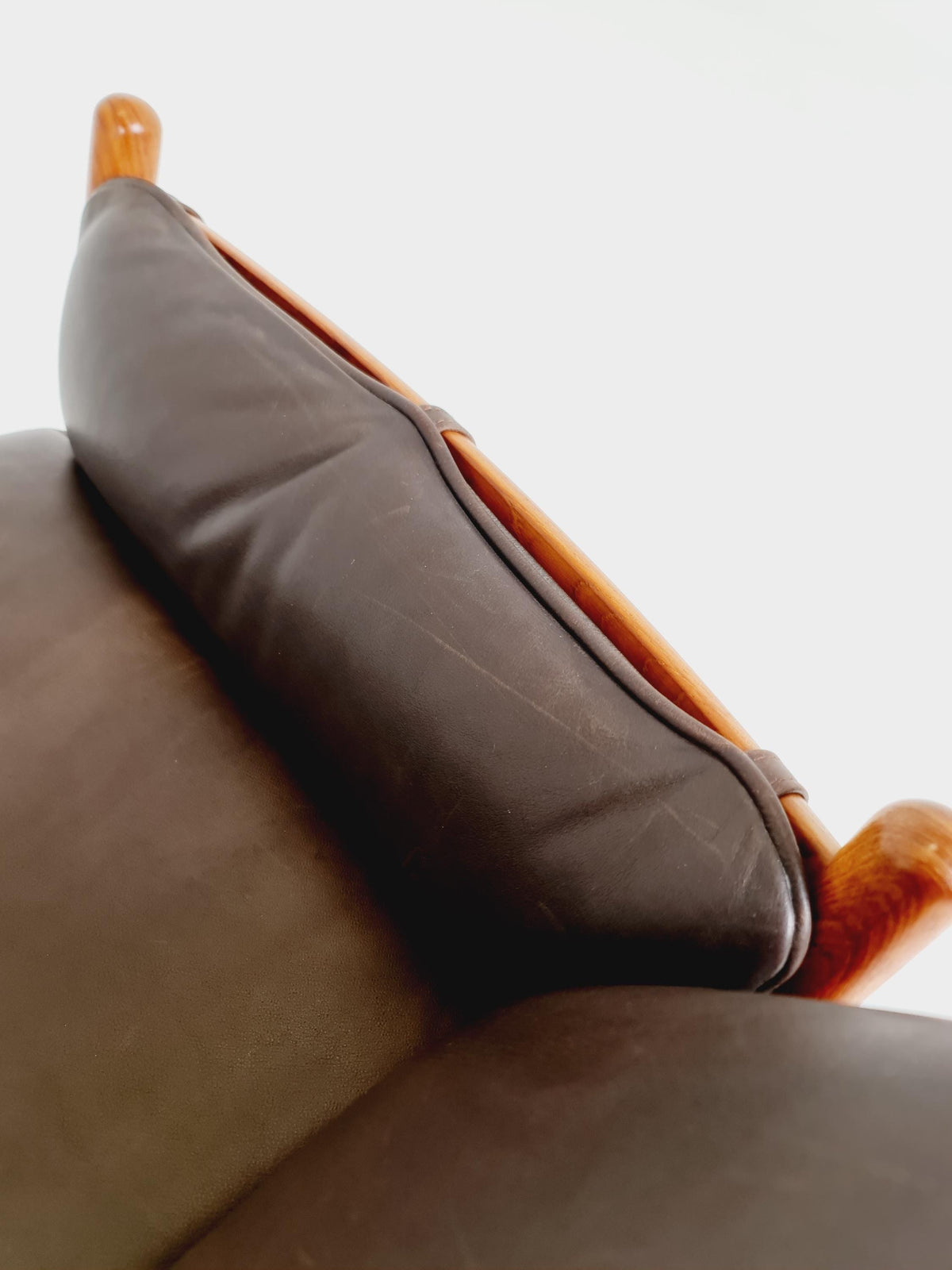Mid century easy lounge chair with ottoman by Illum Wikkelso 'Genius' For Silkborg Denamrk 1960s,