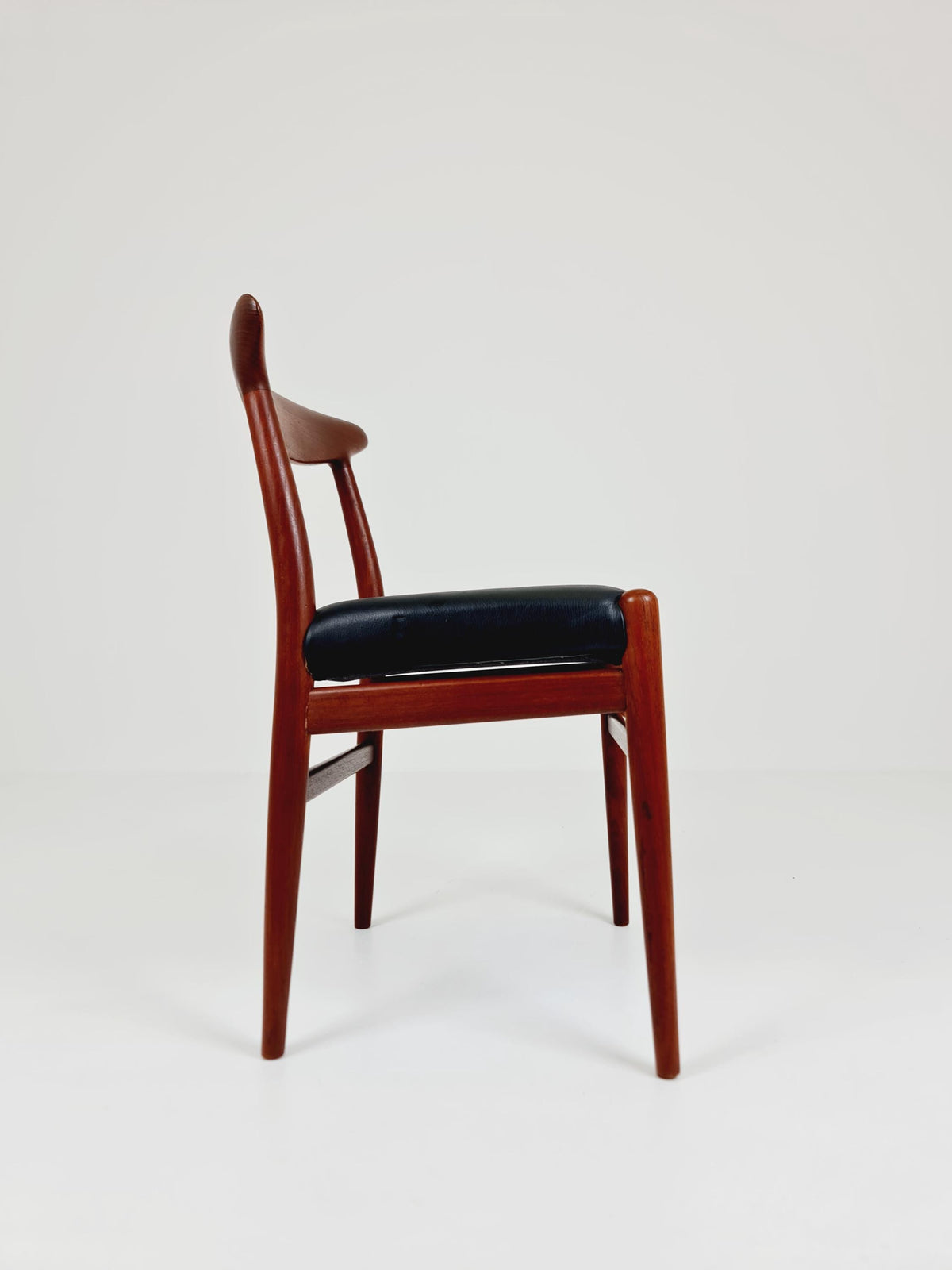 Mid century chair W2 By Hans Wegner for C.M Madsen 1956