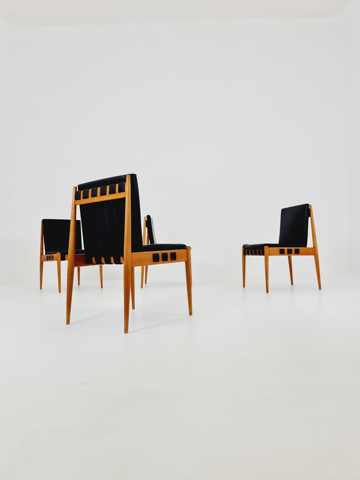 Rare Vintage Danish Ash Wood dining chairs by Egon Eiermann SE 21 , 1960s, set of 4