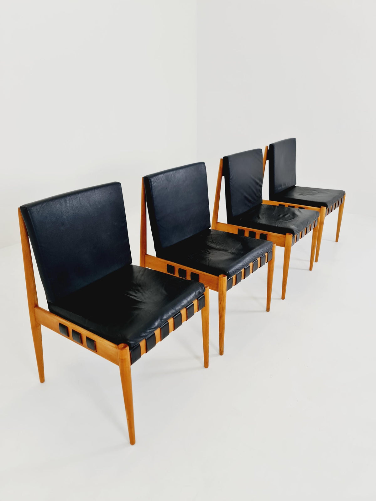 Rare Vintage Danish Ash Wood dining chairs by Egon Eiermann SE 21 , 1960s, set of 4