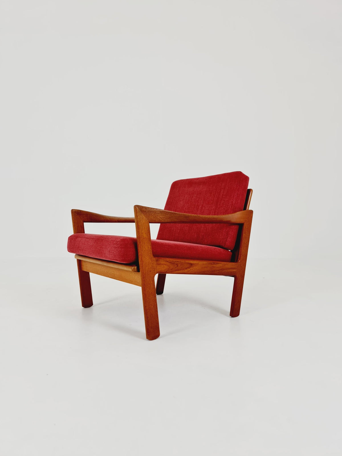 Mid century easy lounge chairs by Illum Wikkeslo Eilersen in solid teak, 1960s,