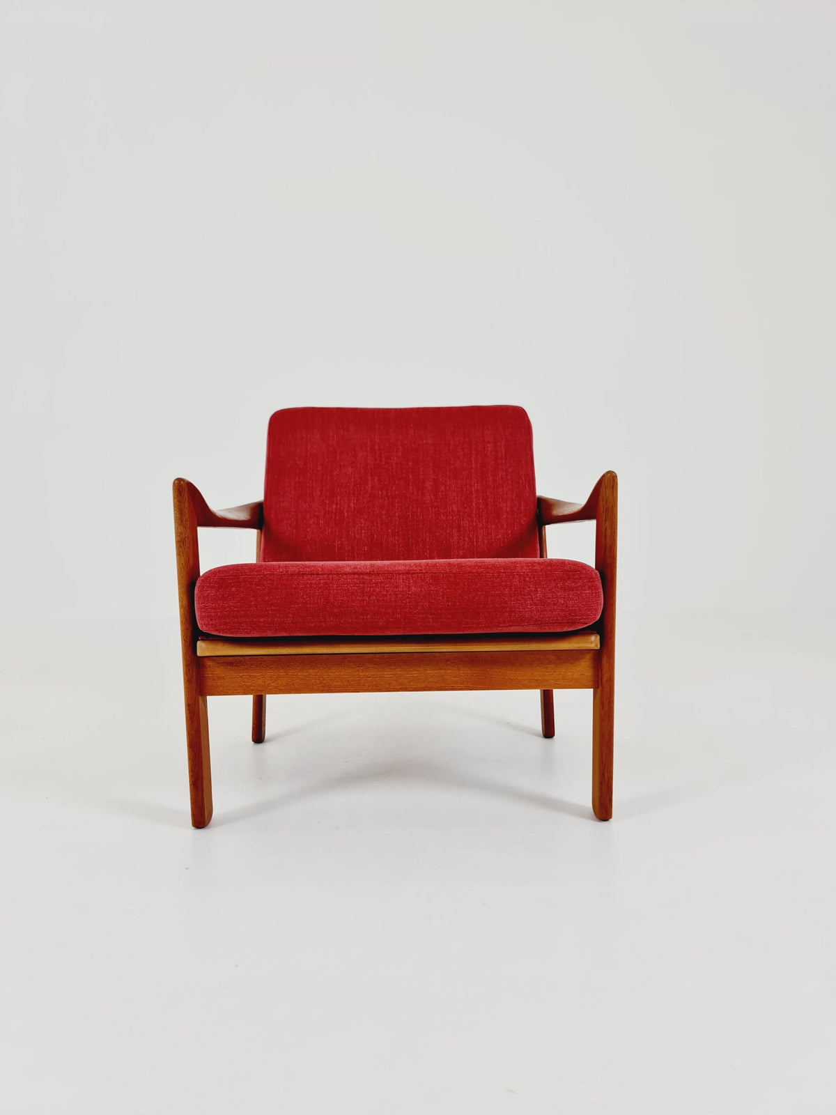 Mid century easy lounge chairs by Illum Wikkeslo Eilersen in solid teak, 1960s,