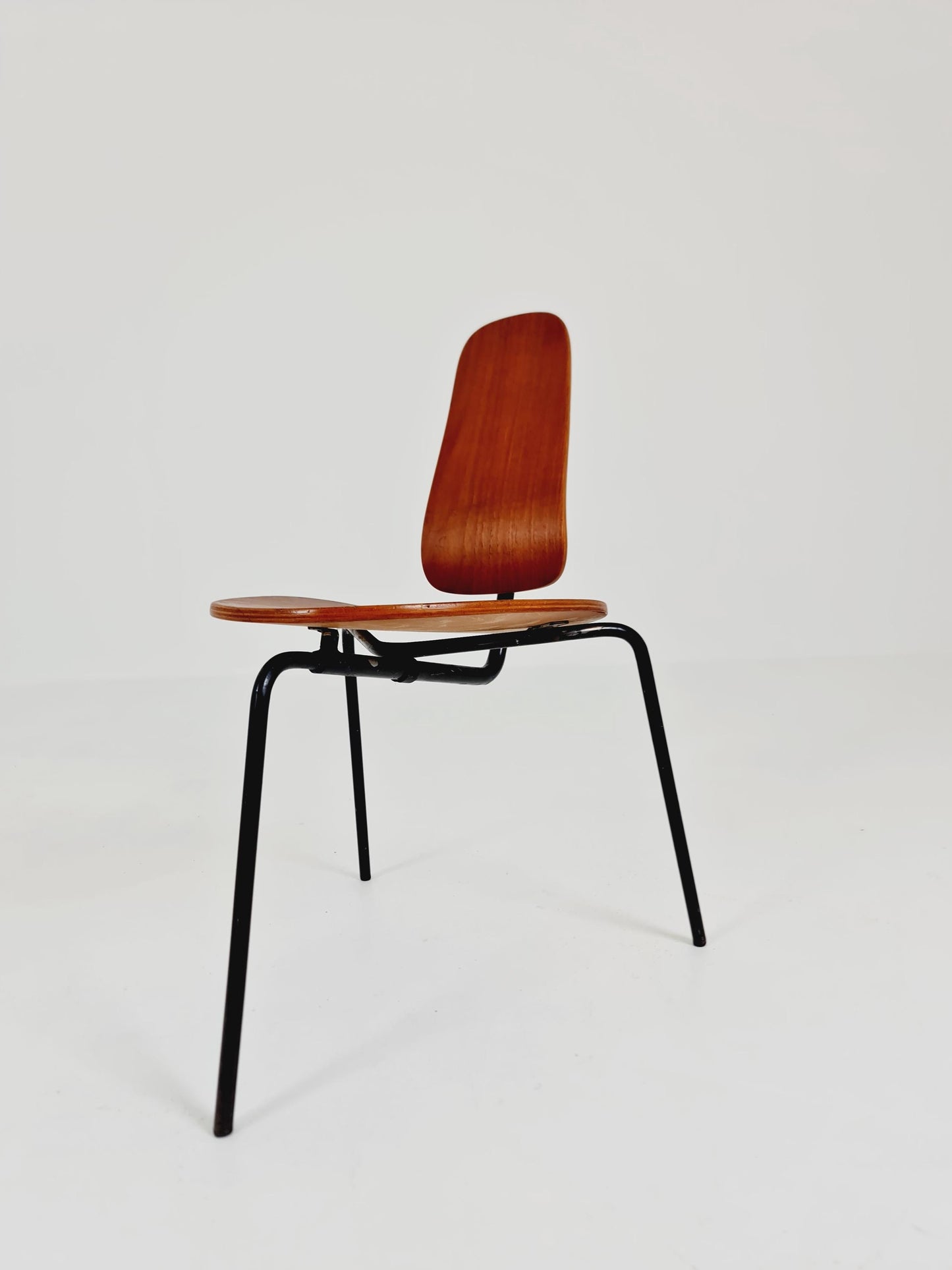 Vintage Mid Century German tripod Chair Teak by Mauser 1960s,