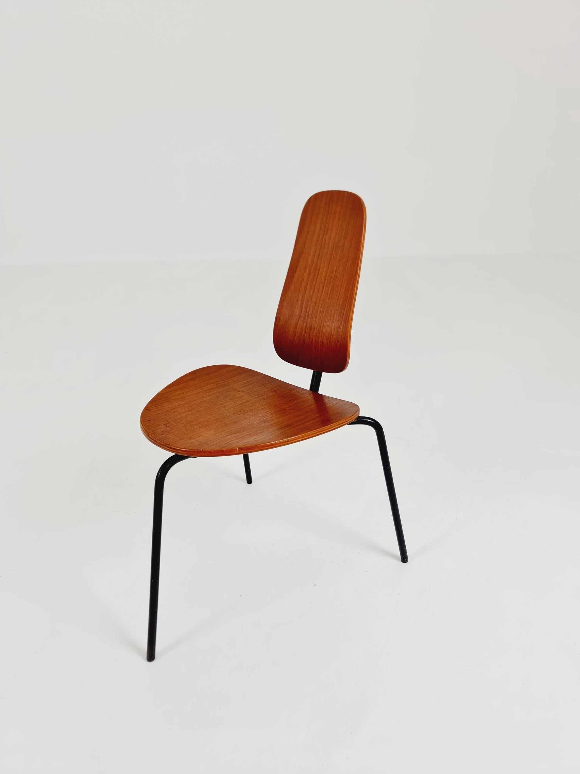 Vintage Mid Century German tripod Chair Teak by Mauser 1960s,