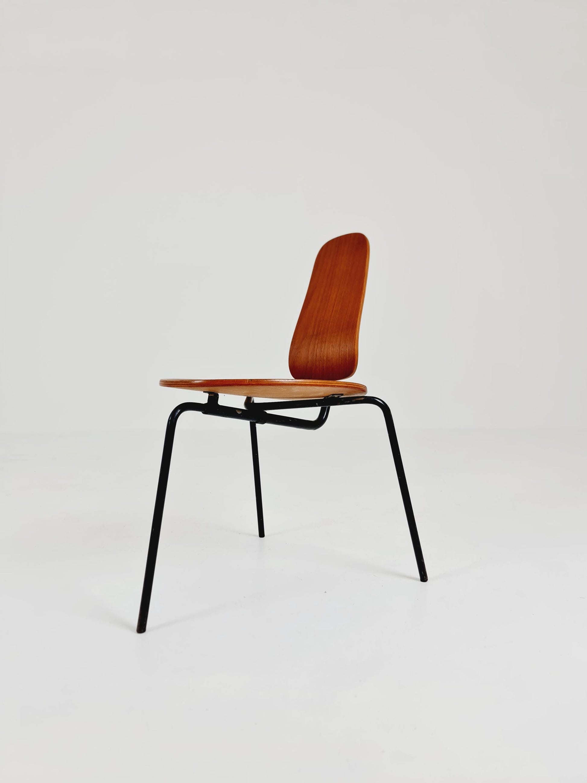 Vintage Mid Century German tripod Chair Teak by Mauser 1960s,