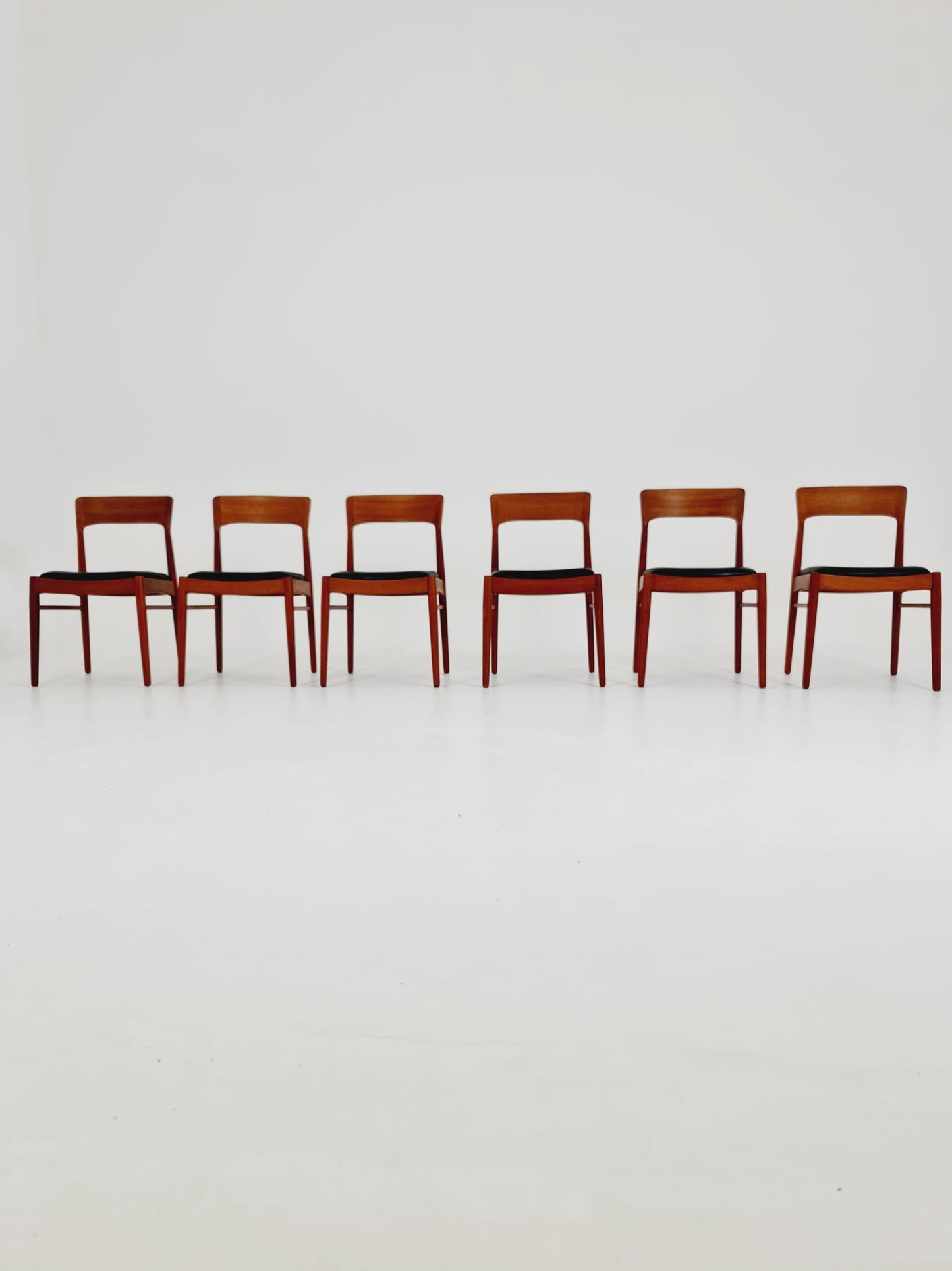 Mid Century Dansih Teak and Leather chair by Henning kaernulf , 1960s Set of 6