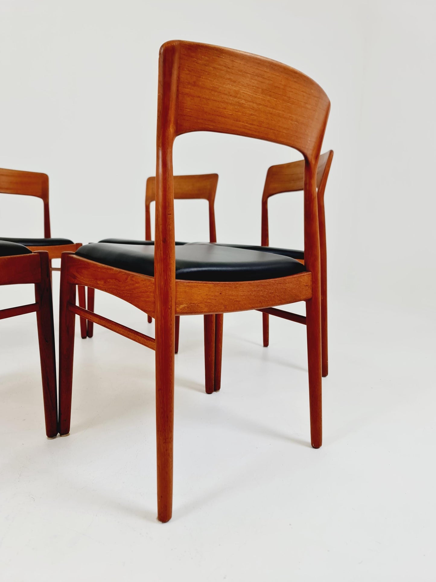 Mid Century Dansih Teak and Leather chair by Henning kaernulf , 1960s Set of 6