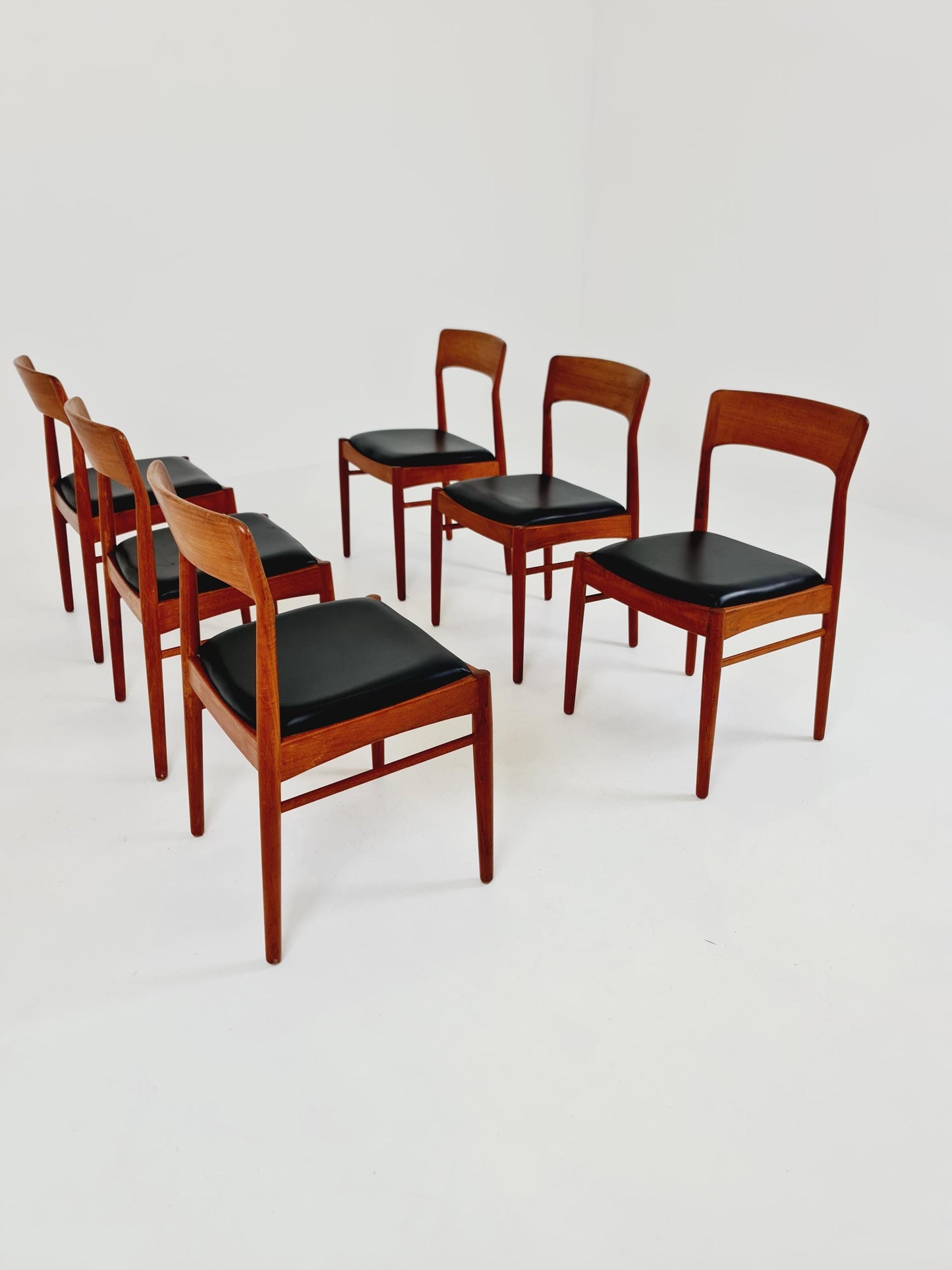 Mid Century Dansih Teak and Leather chair by Henning kaernulf , 1960s Set of 6