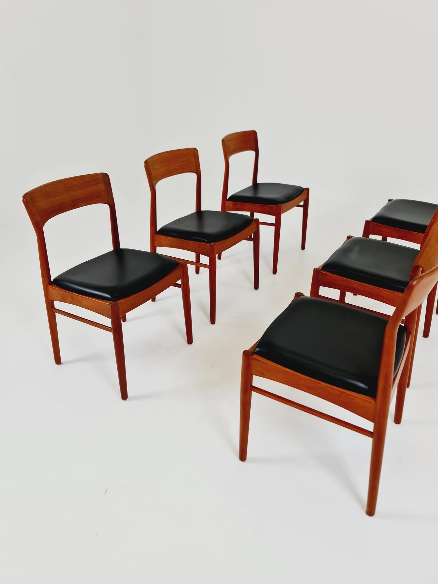 Mid Century Dansih Teak and Leather chair by Henning kaernulf , 1960s Set of 6