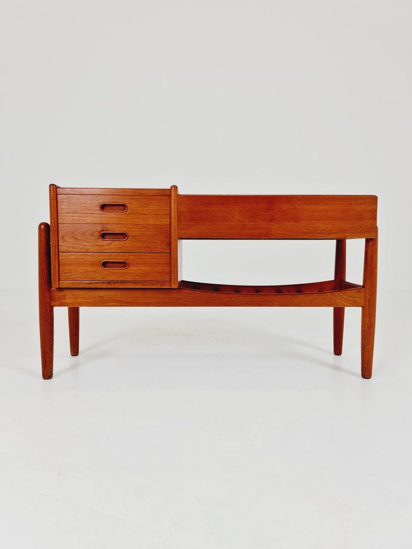 Danish teak plant table/ hallway table Arne wahl Iversen, 1960s