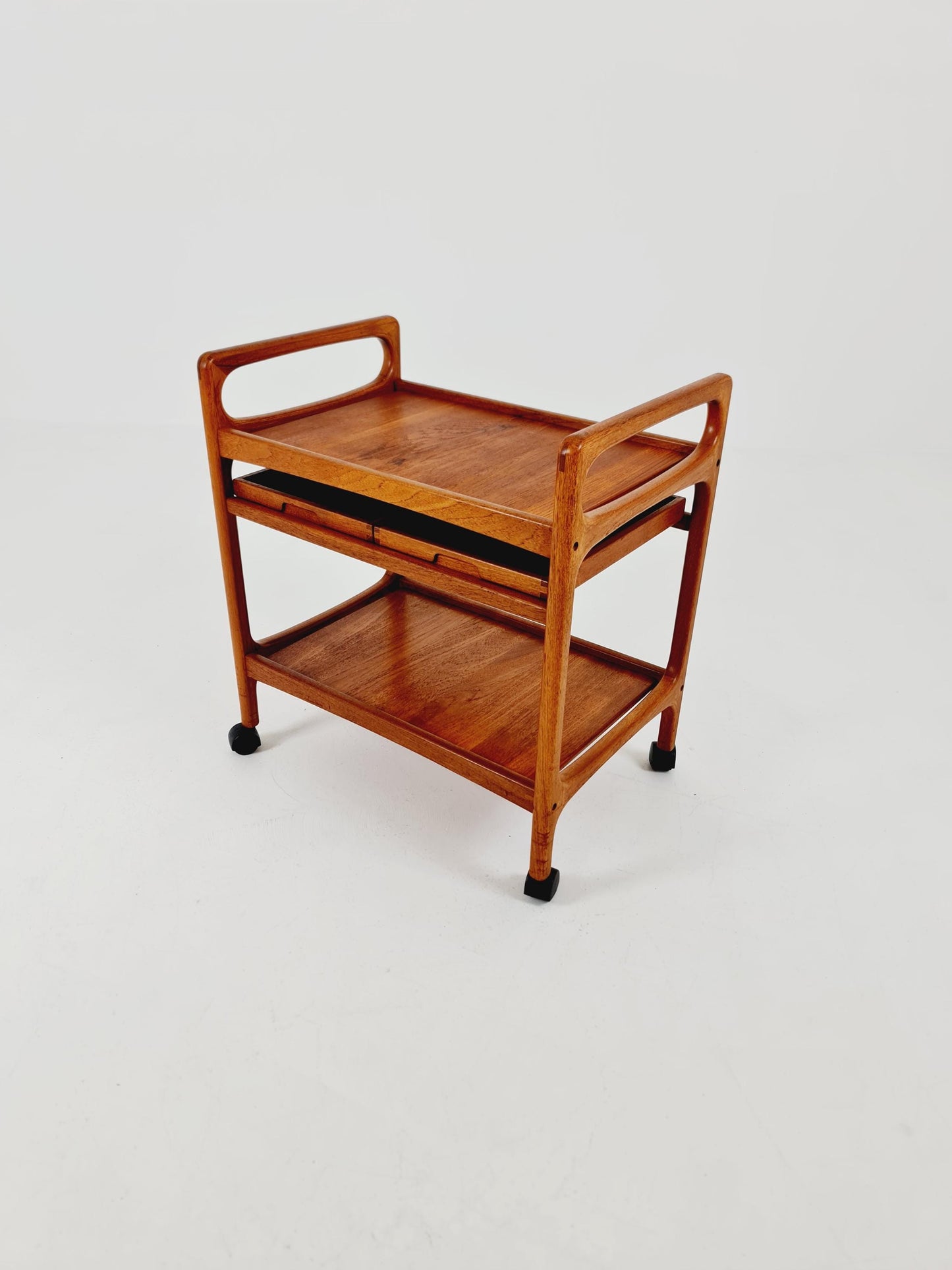 Vintage mid century danish trolley in solid teak/ bar cart By Salling Stolefabrik, 1960s