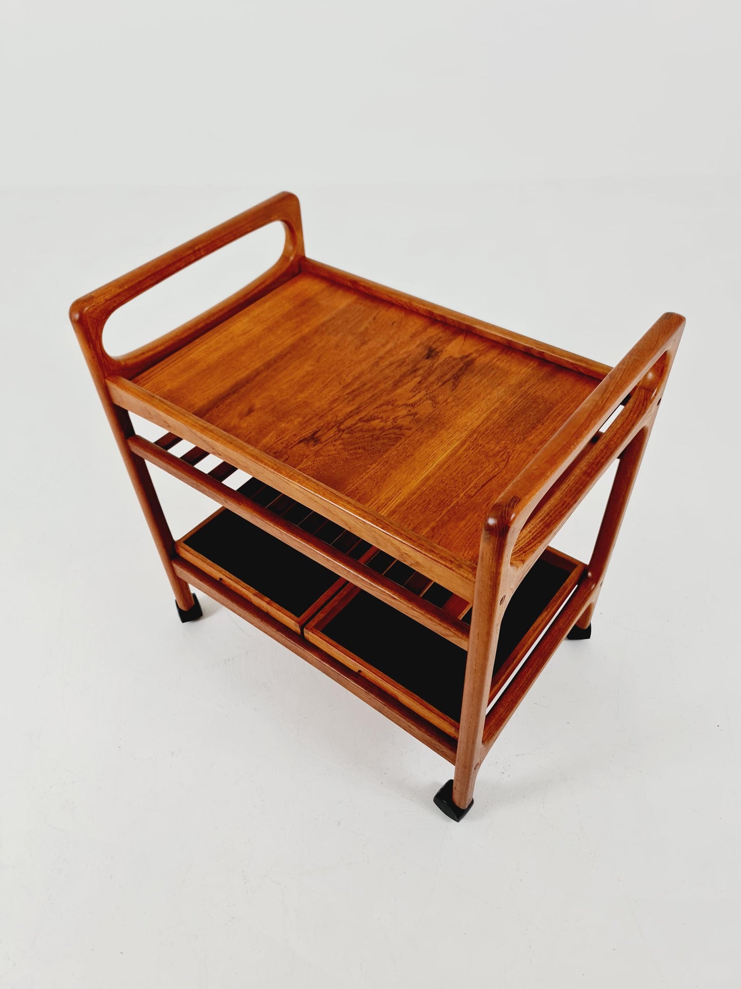 Vintage mid century danish trolley in solid teak/ bar cart By Salling Stolefabrik, 1960s