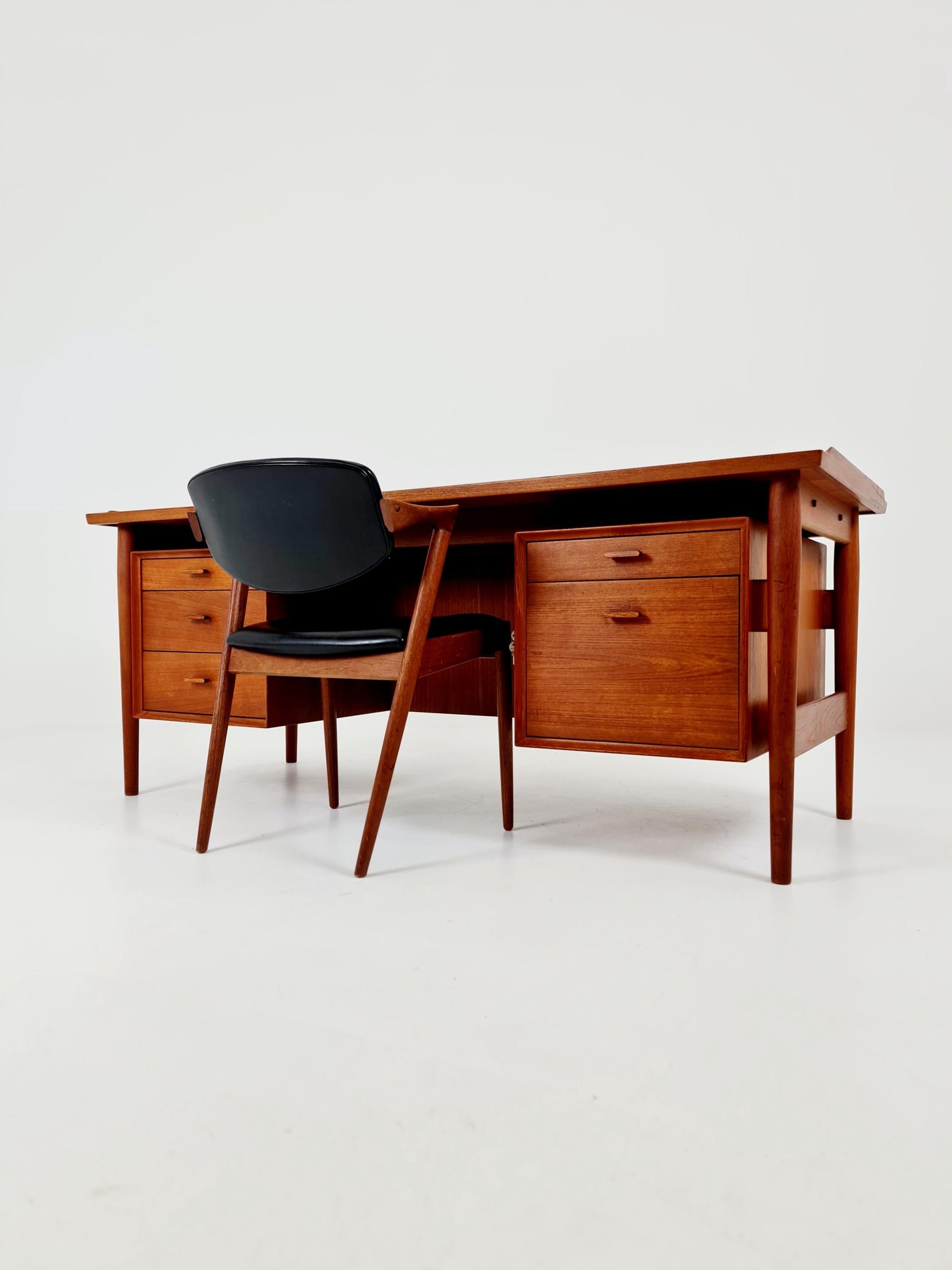 Super Rare Danish Teak Freestanding desk by Arne vodder for Sibast Denmark, 1960s