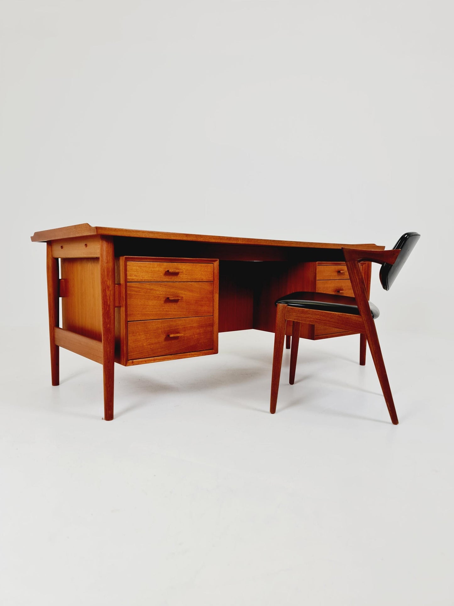 Super Rare Danish Teak Freestanding desk by Arne vodder for Sibast Denmark, 1960s