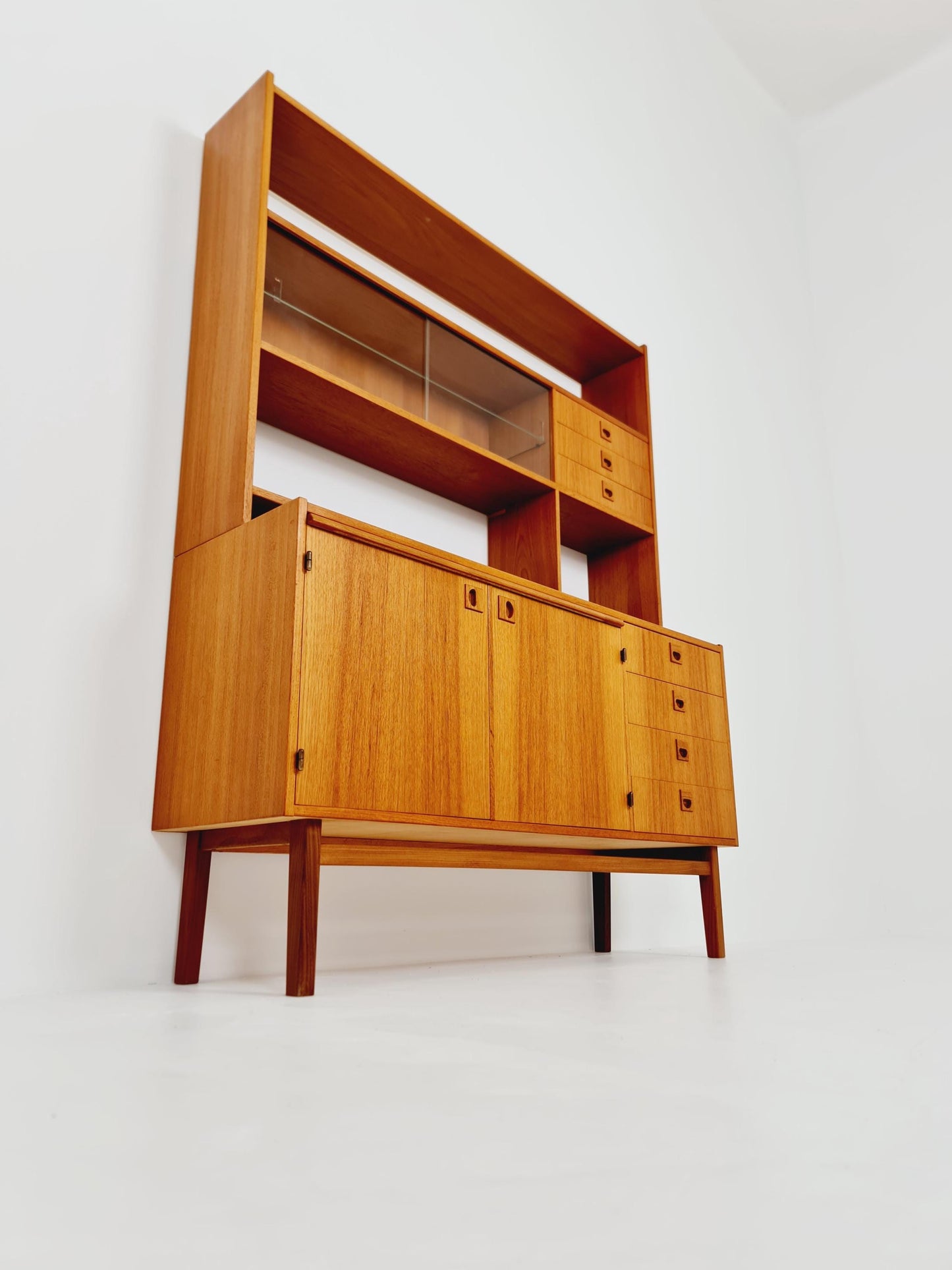 Danish freestanding vintage bookshelf system/ book case teak by Bengt Ruda, 1960s