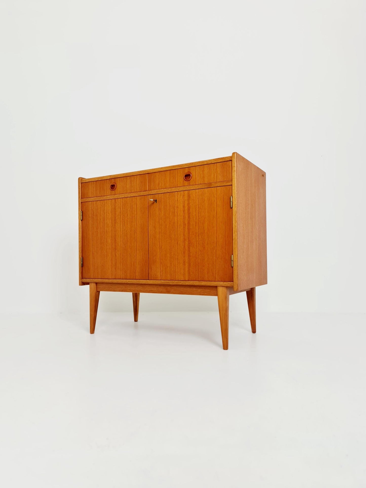Mid Century Modern Swedish Teak sideboard by B. Fridhagen for Bodafors, 1964