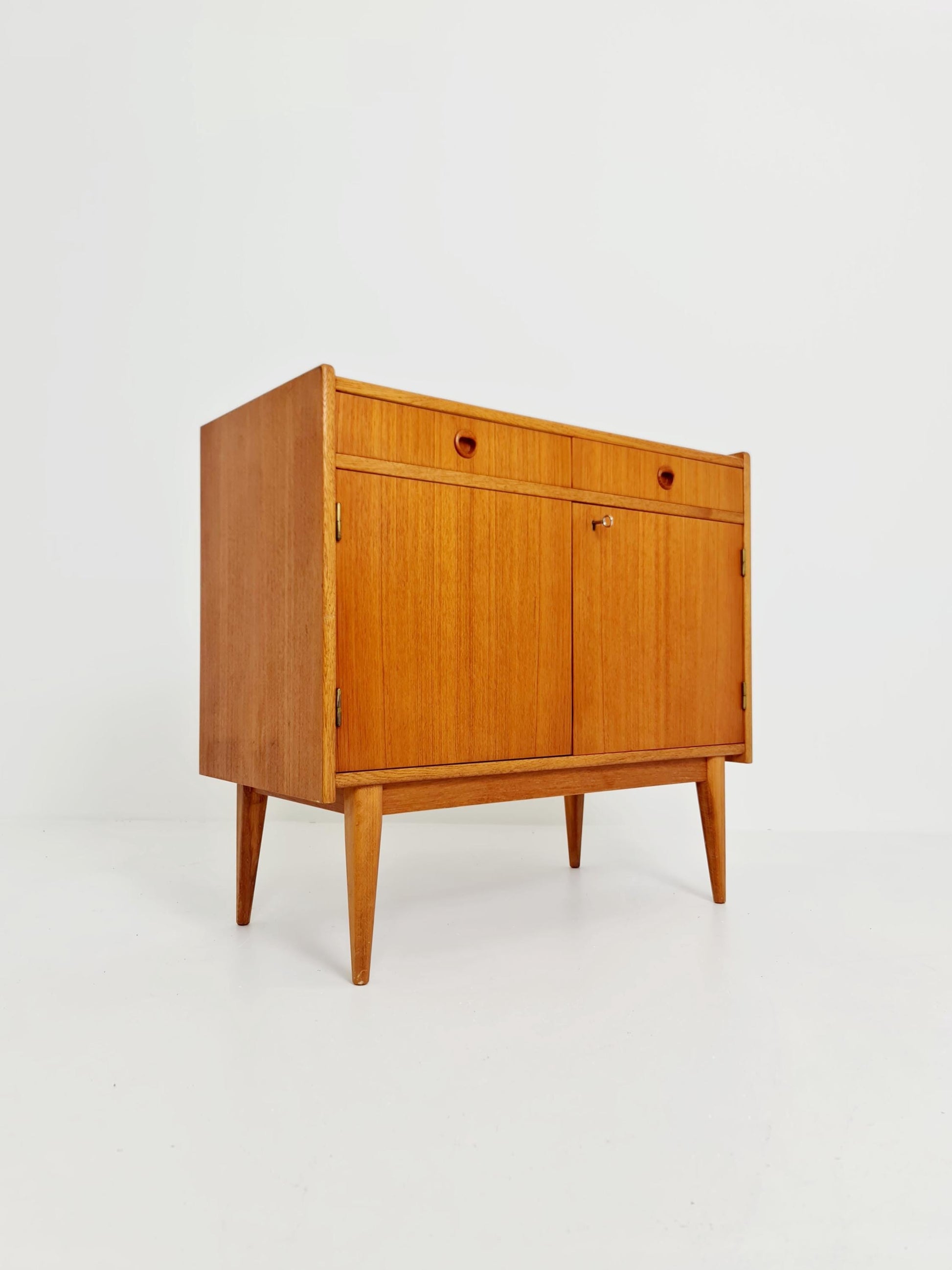 Mid Century Modern Swedish Teak sideboard by B. Fridhagen for Bodafors, 1964