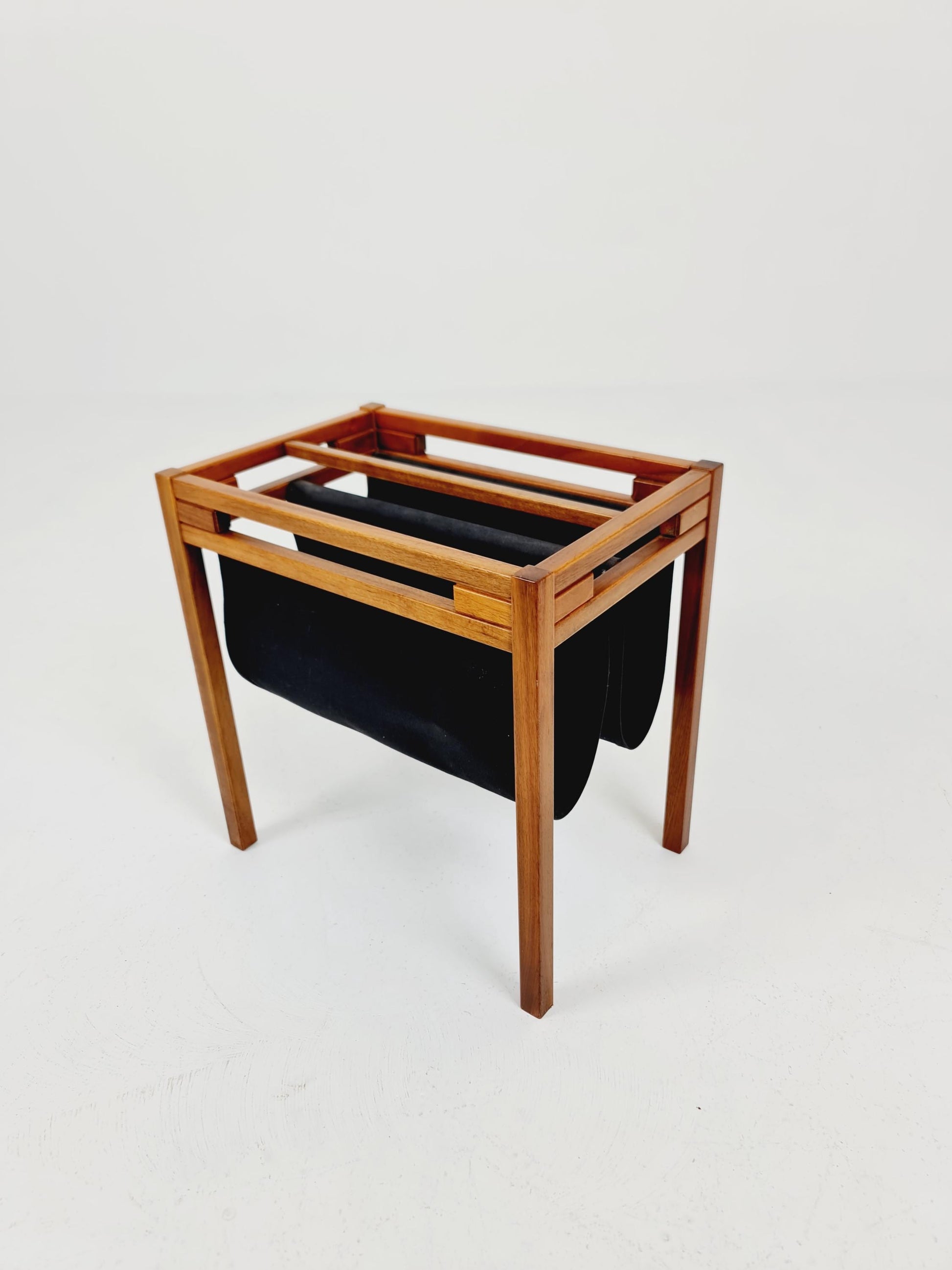 Danish Mid century solid Walnut magazine rack by Salling stolefabrik, 1960s