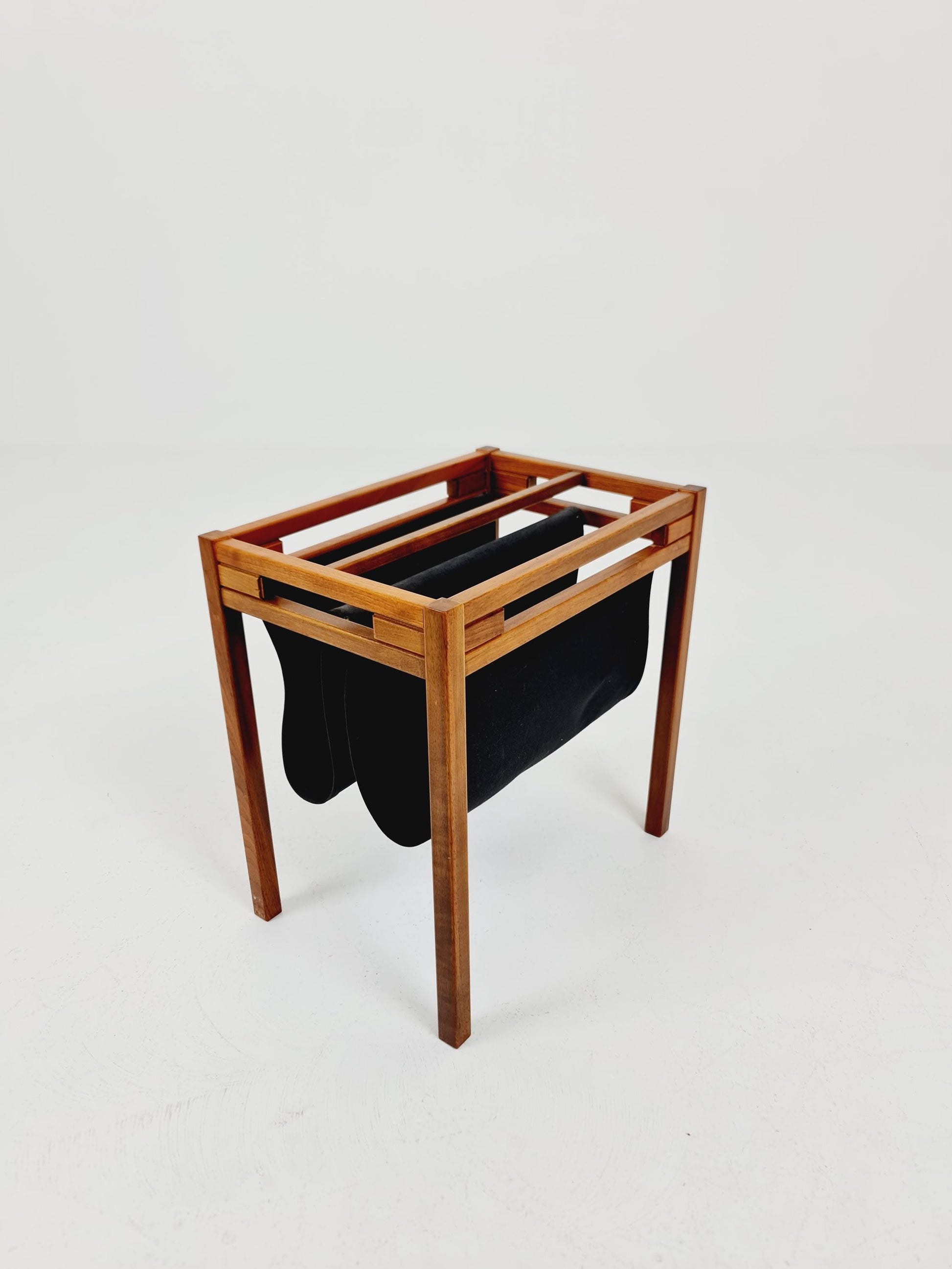 Danish Mid century solid Walnut magazine rack by Salling stolefabrik, 1960s