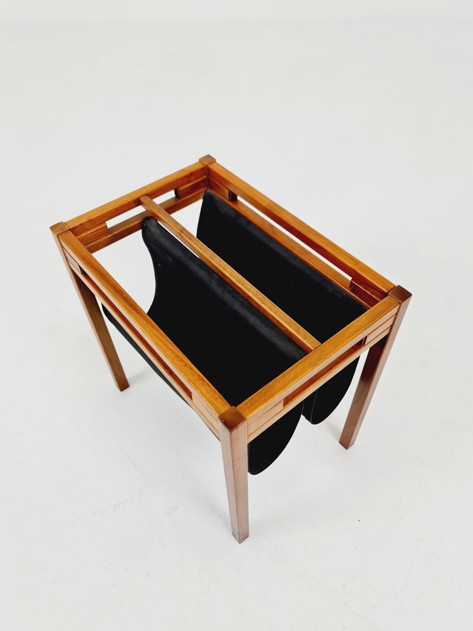 Danish Mid century solid Walnut magazine rack by Salling stolefabrik, 1960s