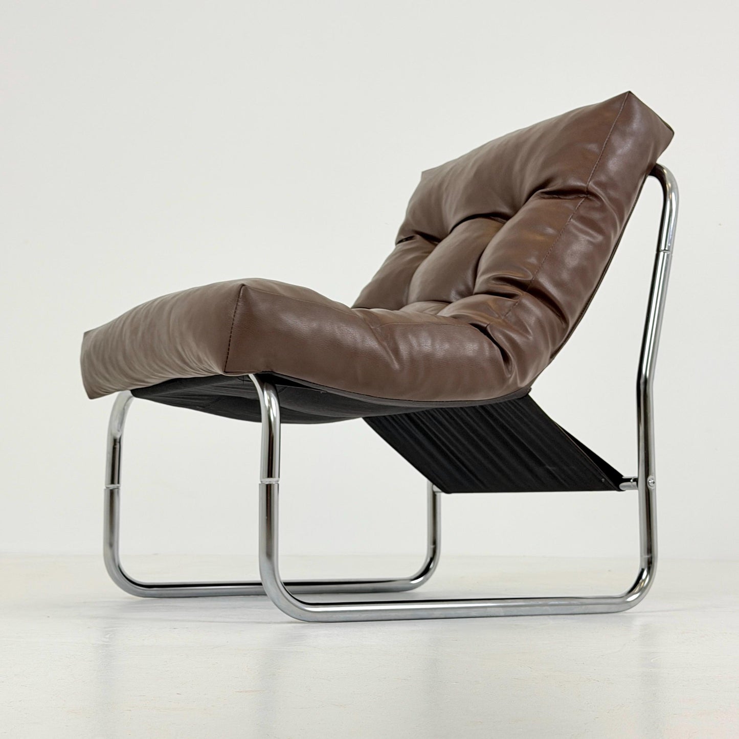 Model Pixi leather lounge chair by Gillis Lundgren for Ikea, 1970s