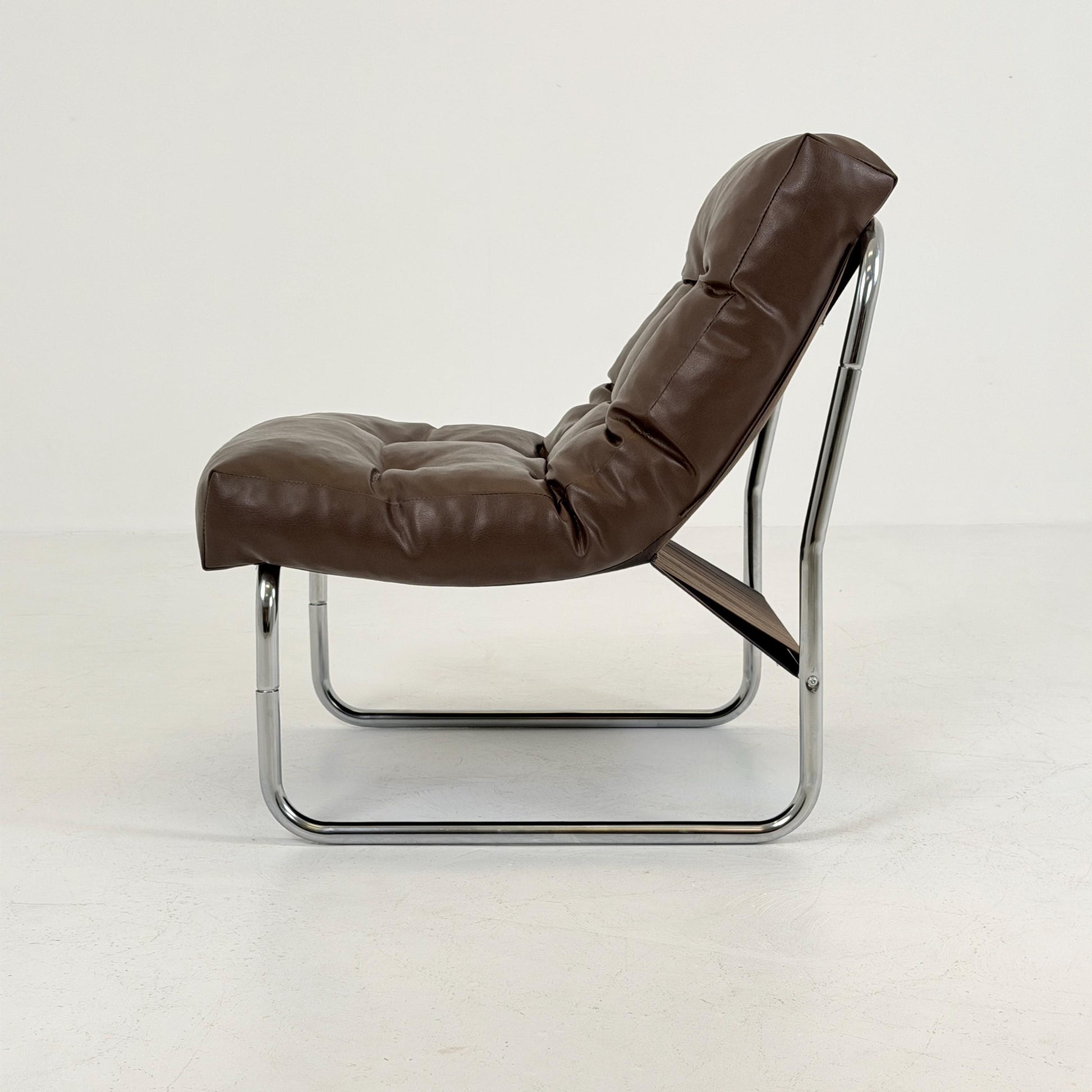 Model Pixi leather lounge chair by Gillis Lundgren for Ikea, 1970s