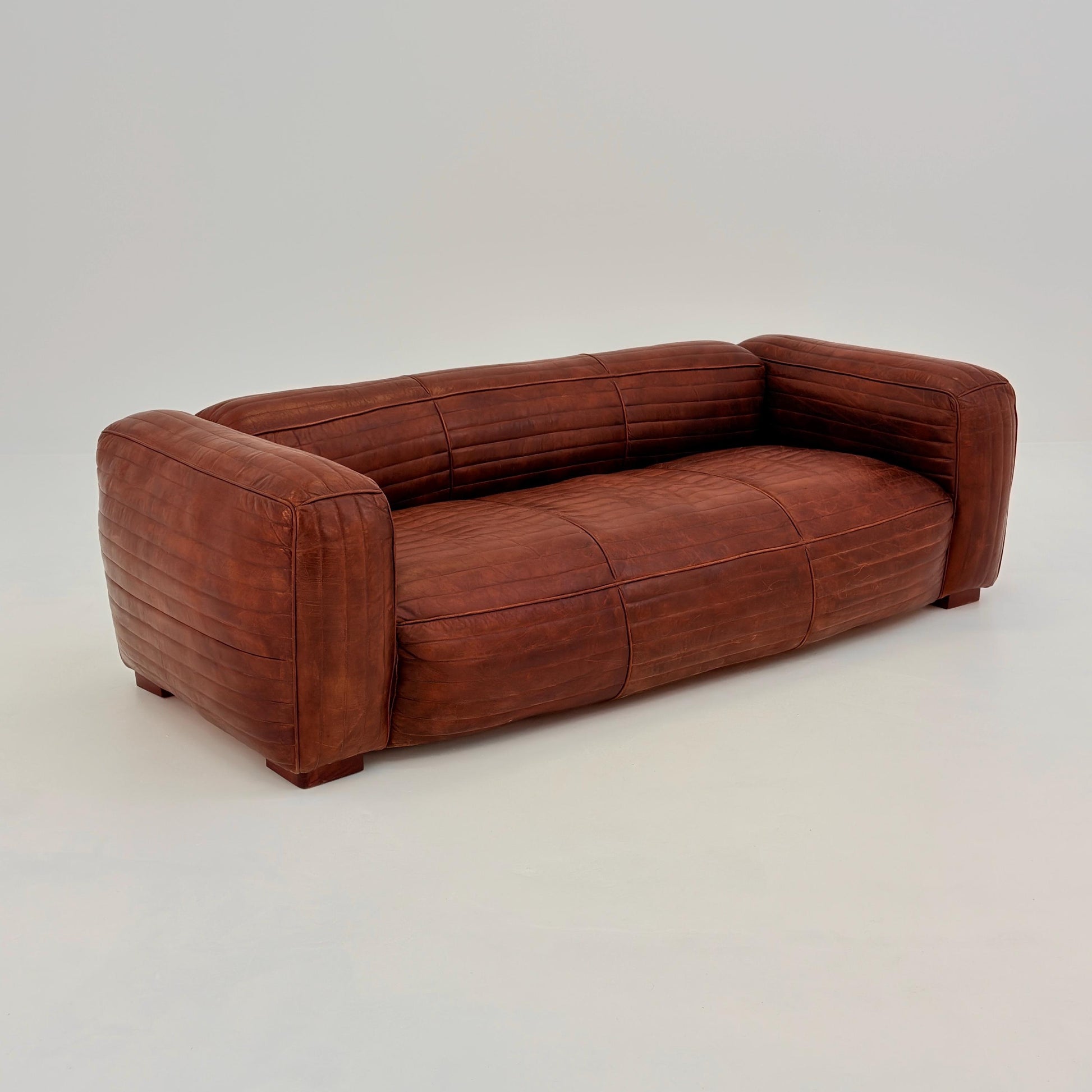 Mid century Italian Belgrave Luxury Distressed brown 3-Seater Leather Sofa – 1980s Italy