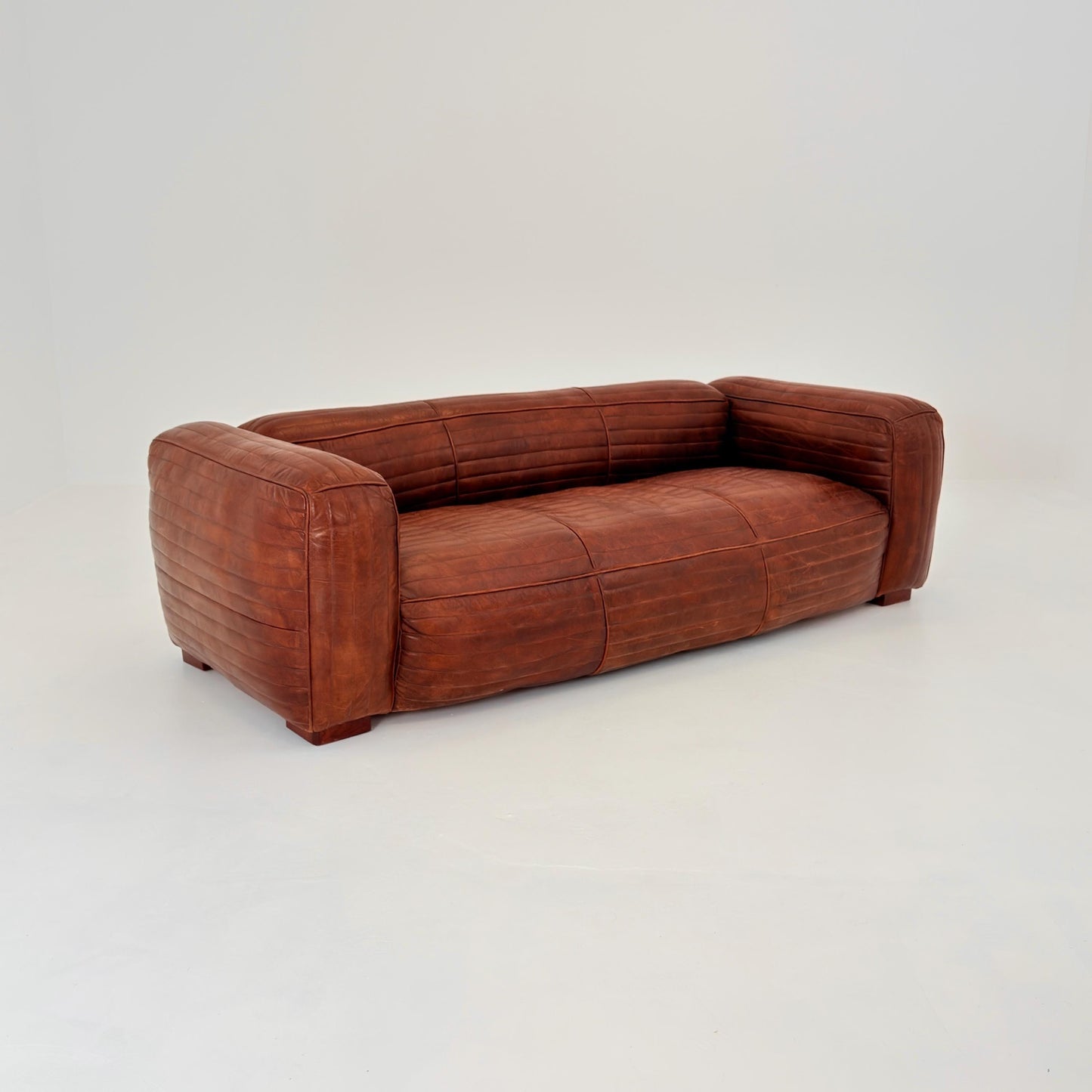 Mid century Italian Belgrave Luxury Distressed brown 3-Seater Leather Sofa – 1980s Italy