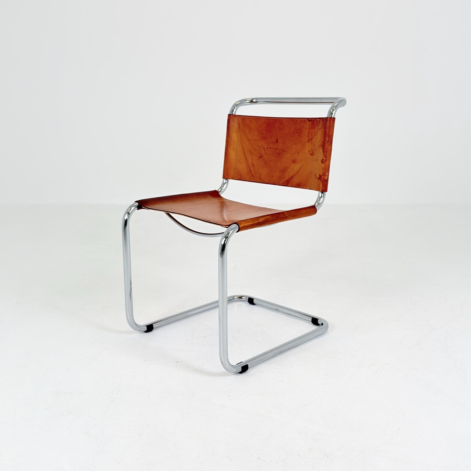Mid century S33 cognac Cantilever Chair by Mart Stam – Italy 1980s