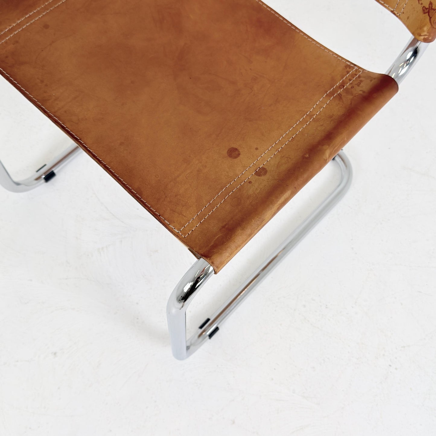 Mid century S33 cognac Cantilever Chair by Mart Stam – Italy 1980s