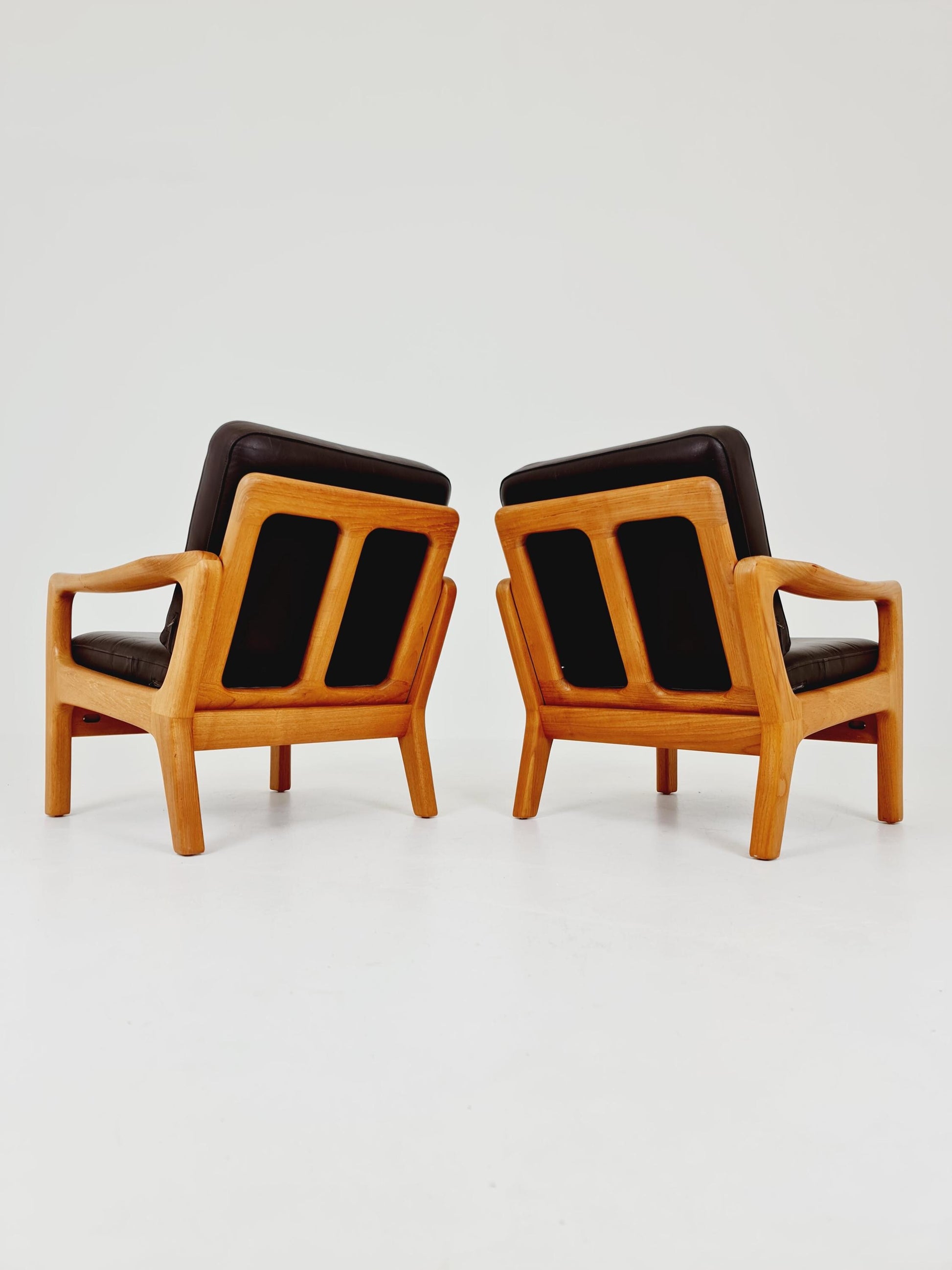 Mid century Danish easy lounge chairs by Juul Kristensen , 1970s, Set of 2