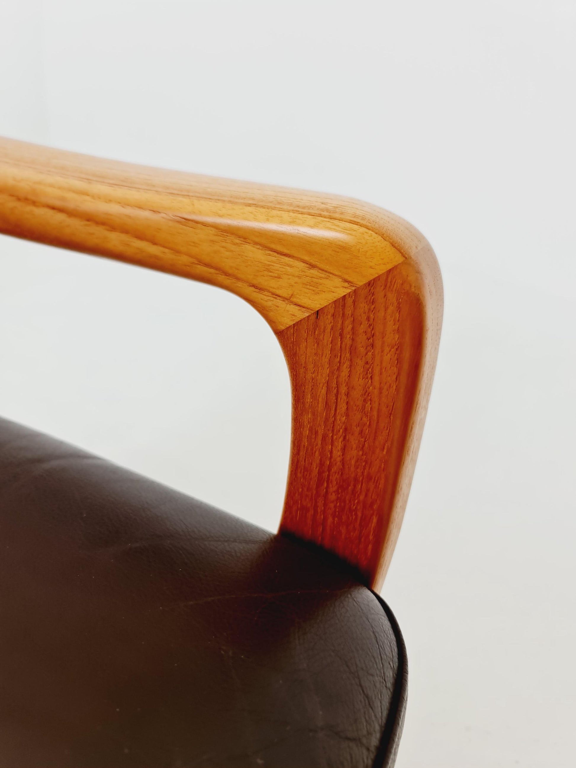 Mid century Danish easy lounge chairs by Juul Kristensen , 1970s, Set of 2