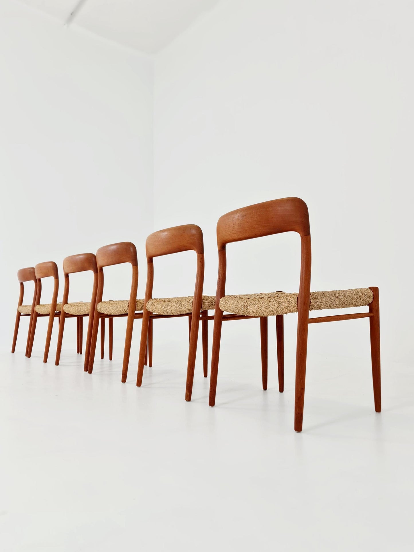 MidCentury Danish teak Dining Chairs Niels O.Moller, 1960s Modell 75 ,Set of 6