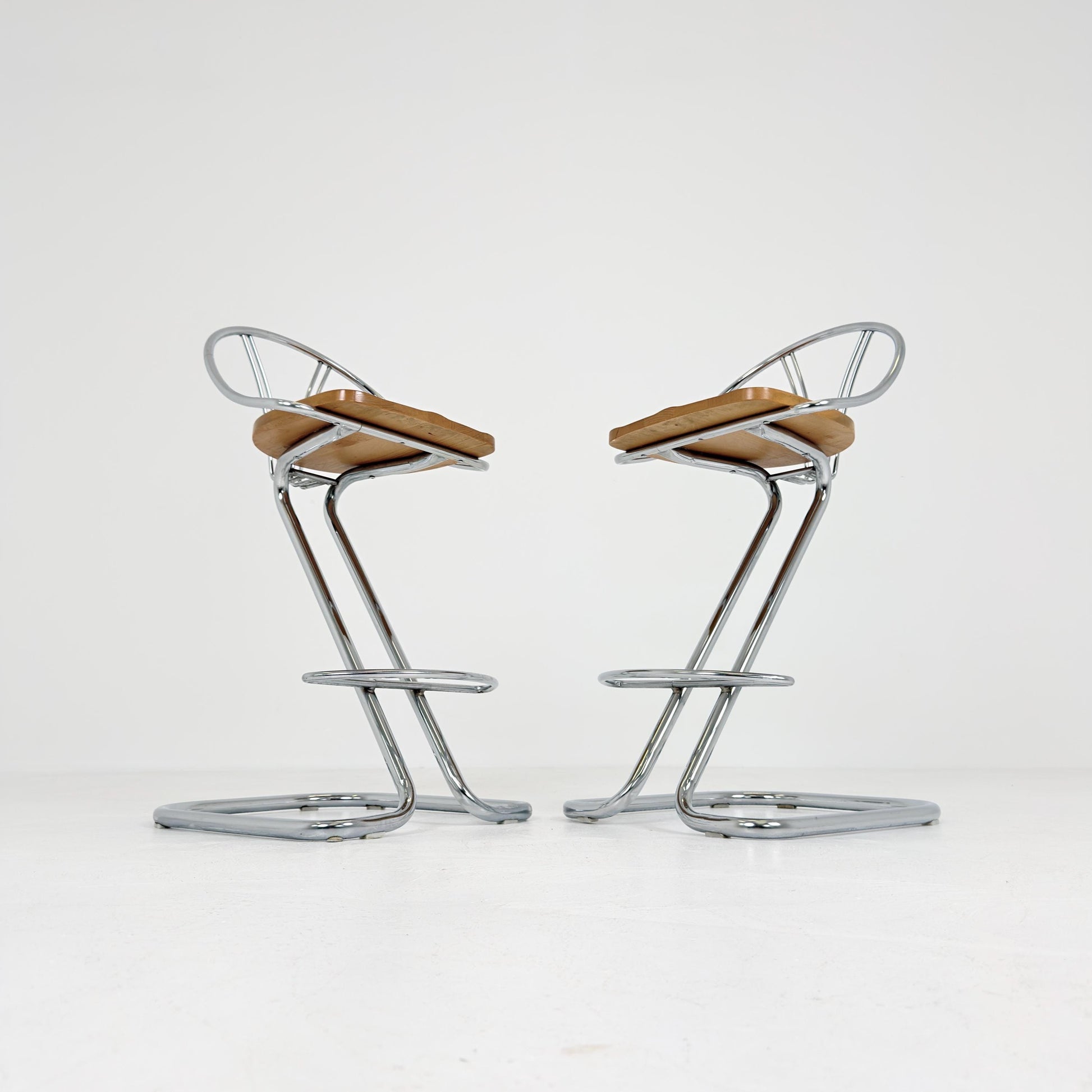Set of 2 Vintage Italian Effezeta Bar Stools – 1980s Postmodern Chrome & Wooden Stools