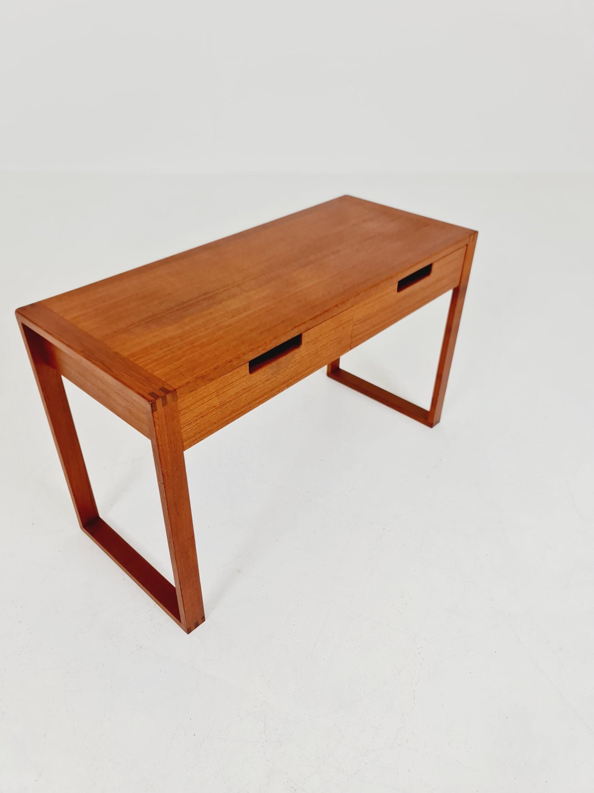 Midcentury Scandinavian Teak vintage Side table/ hallway/ Night stand, 1960s