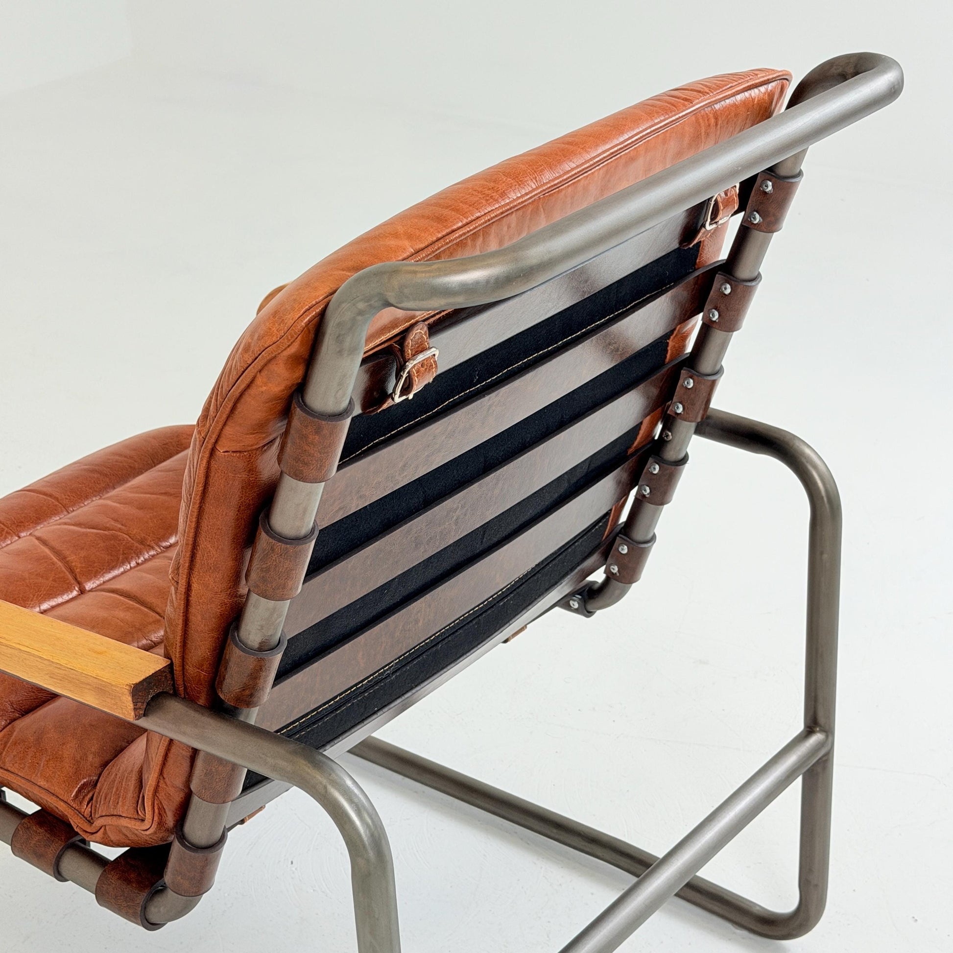 Mid-Century tubular Bauhaus Lounge Chair Cognac leather Germany