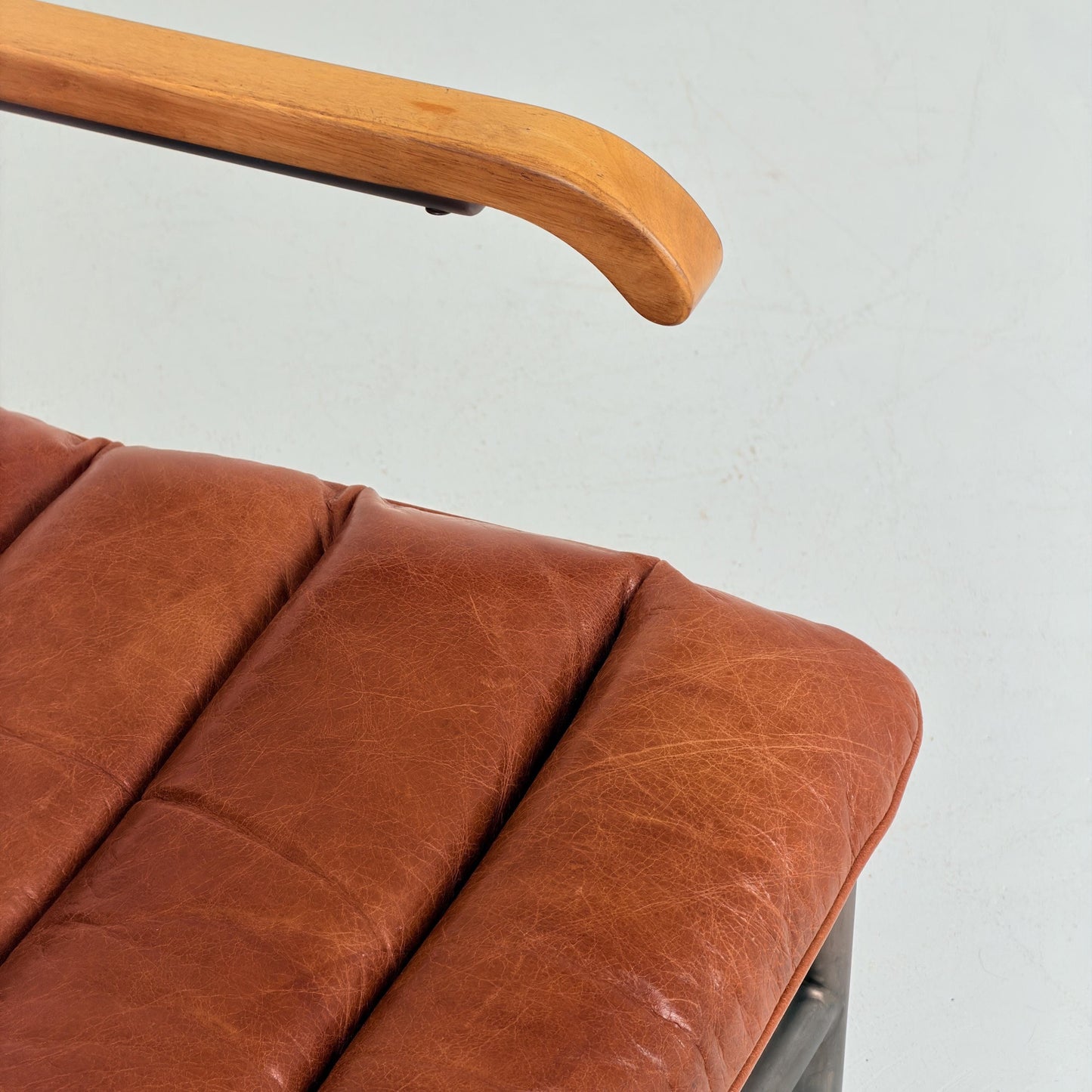Mid-Century tubular Bauhaus Lounge Chair Cognac leather Germany